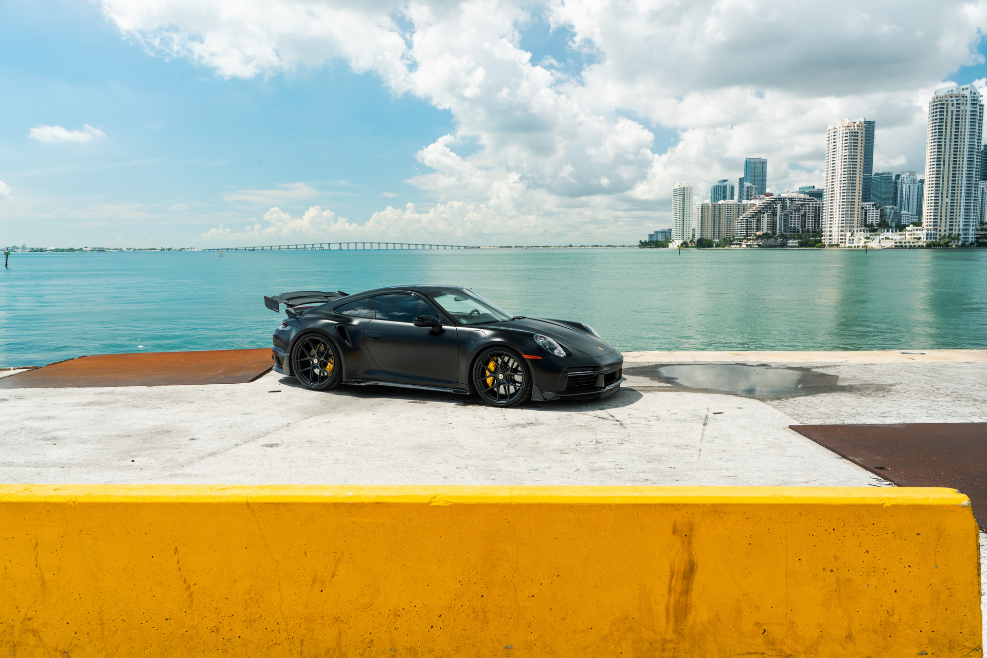 MANSORY 992 Turbo S | Black | on HRE R101 LW | Satin Black