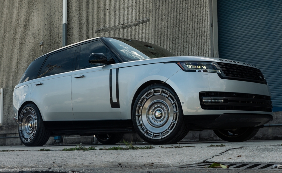 Range Rover on AG Wheels