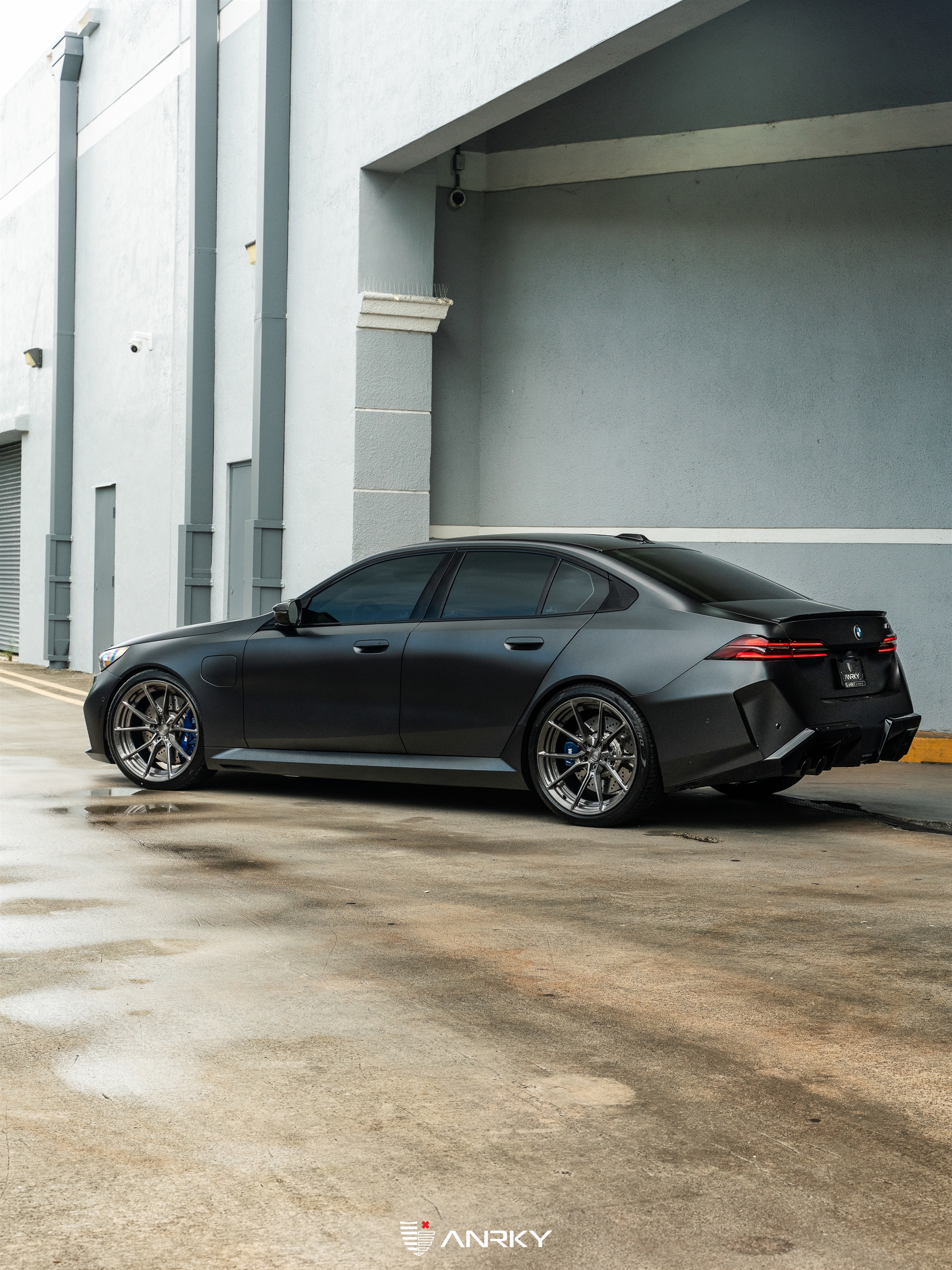 BMW G90 M5 – AN22 SeriesTWO