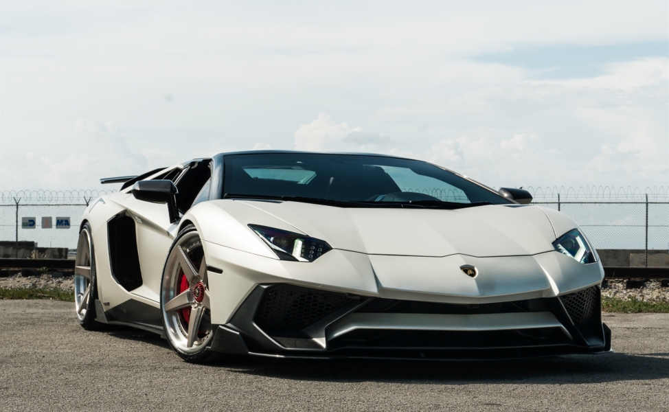 Lamborghini Aventador SV Roadster – RETROSeries RS5.3