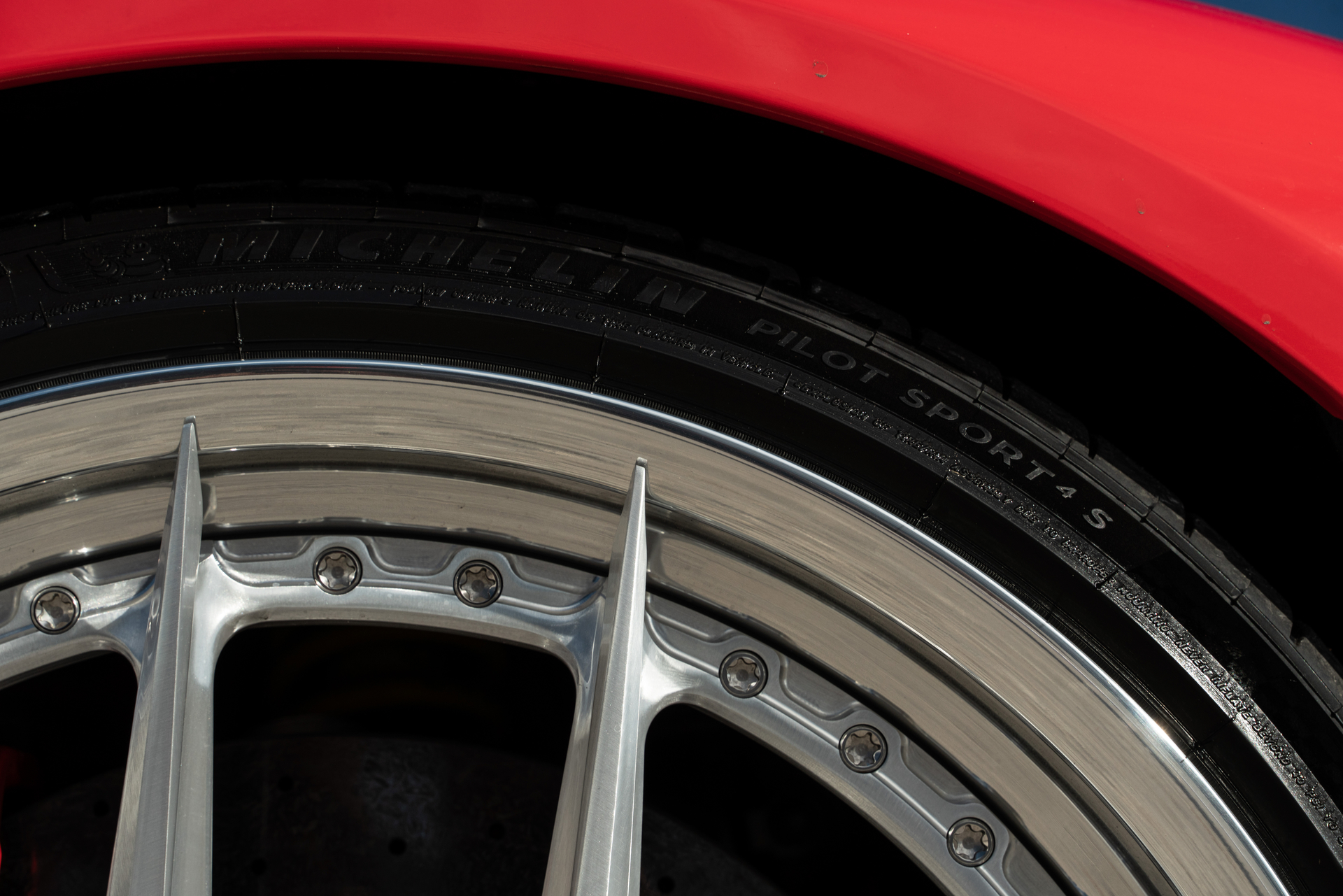 Ferrari SF90 on HRE S101SC