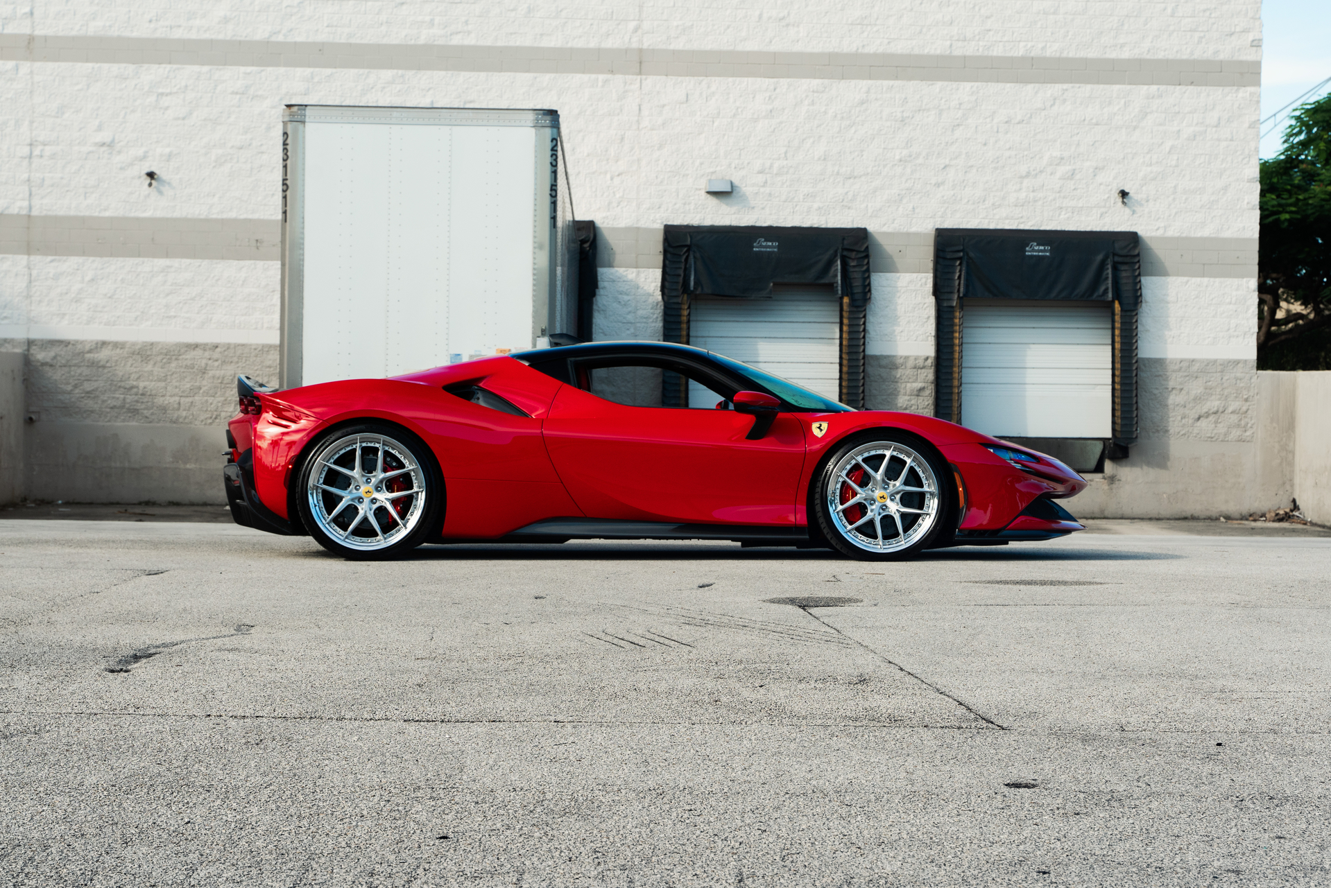 Ferrari SF90 on HRE S101SC