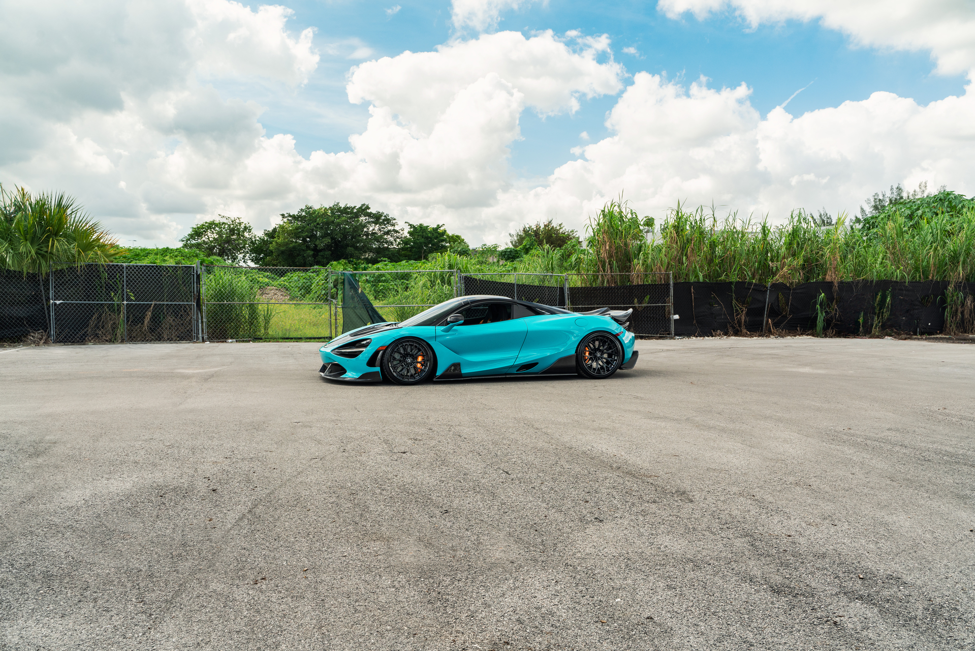 McLaren 720 Spider on 1886 Wheels