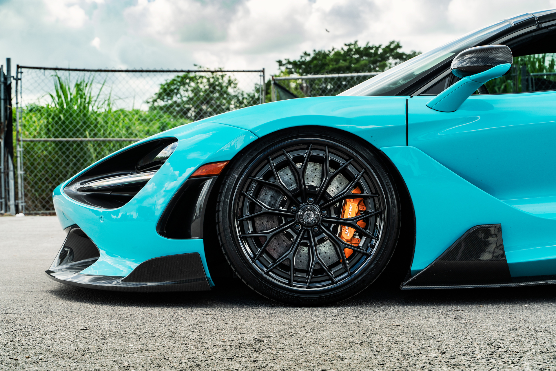 McLaren 720 Spider on 1886 Wheels
