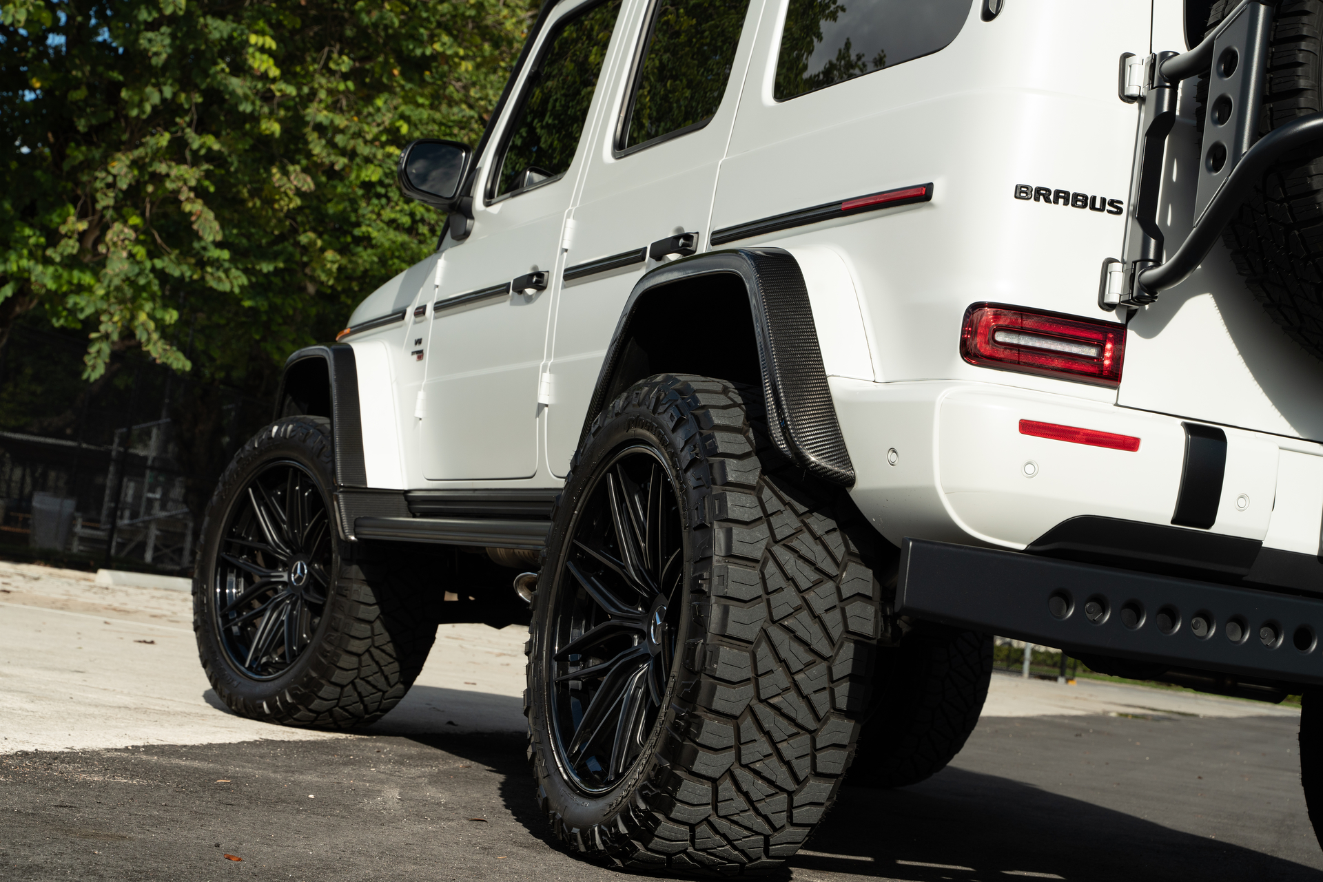 Mercedes G63 on 1886 Wheels
