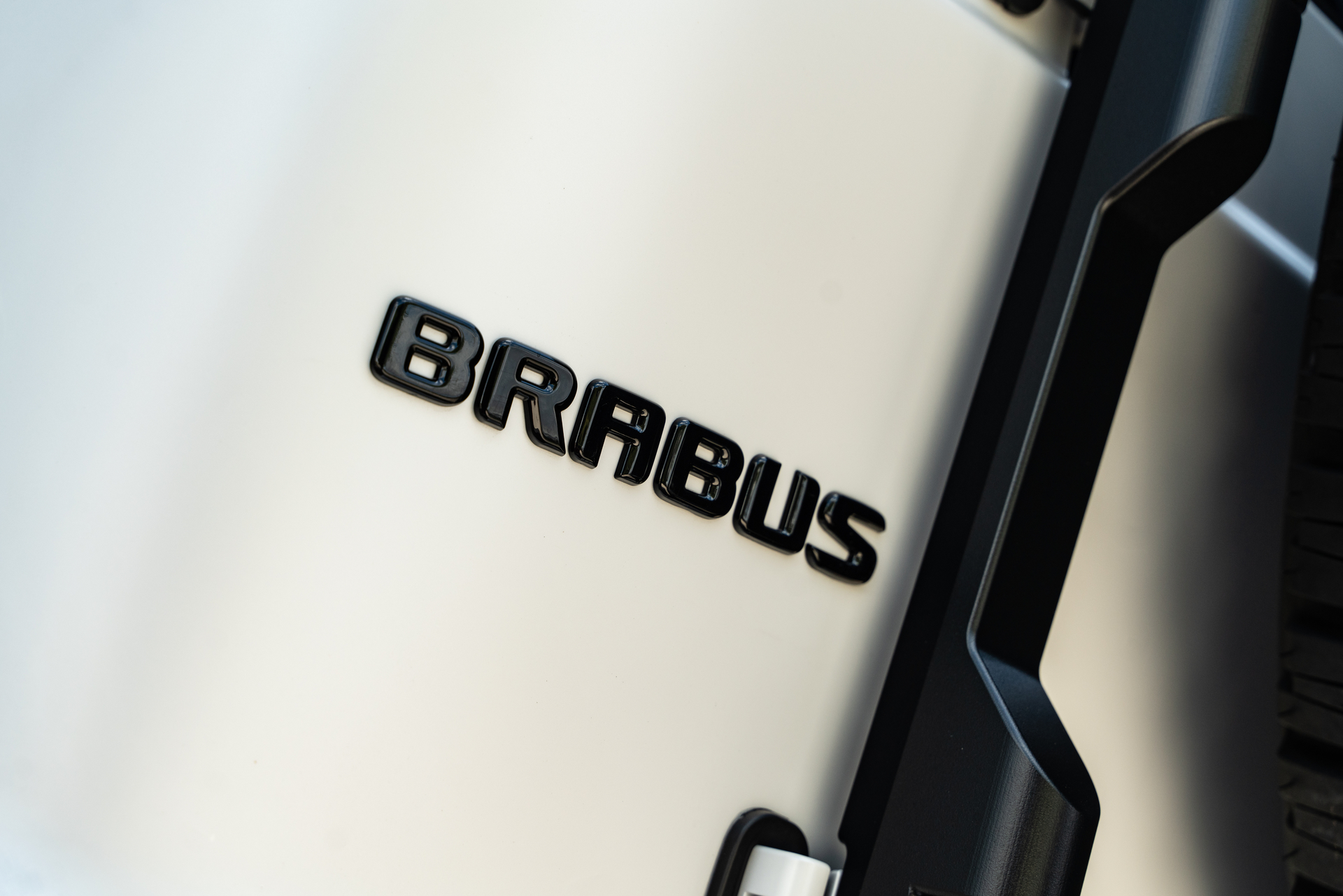 Mercedes G63 on 1886 Wheels