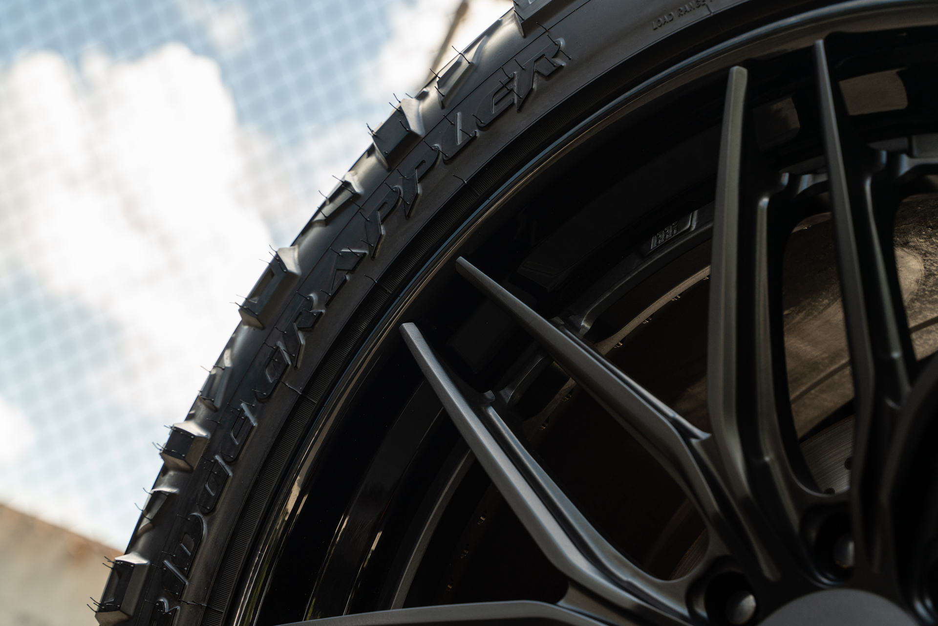 Mercedes G63 on 1886 Wheels