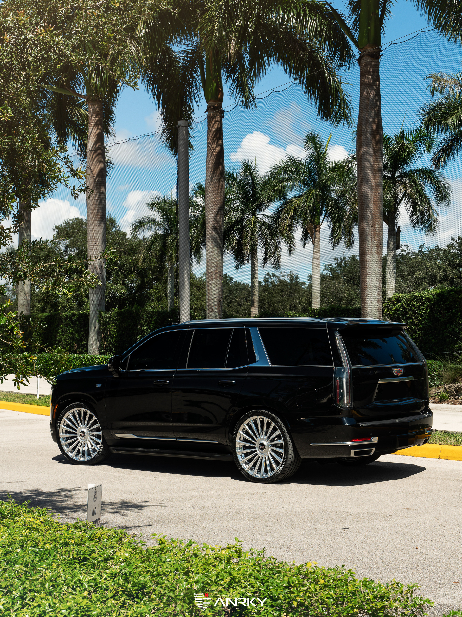 Cadillac Escalade RF|Series RF-182