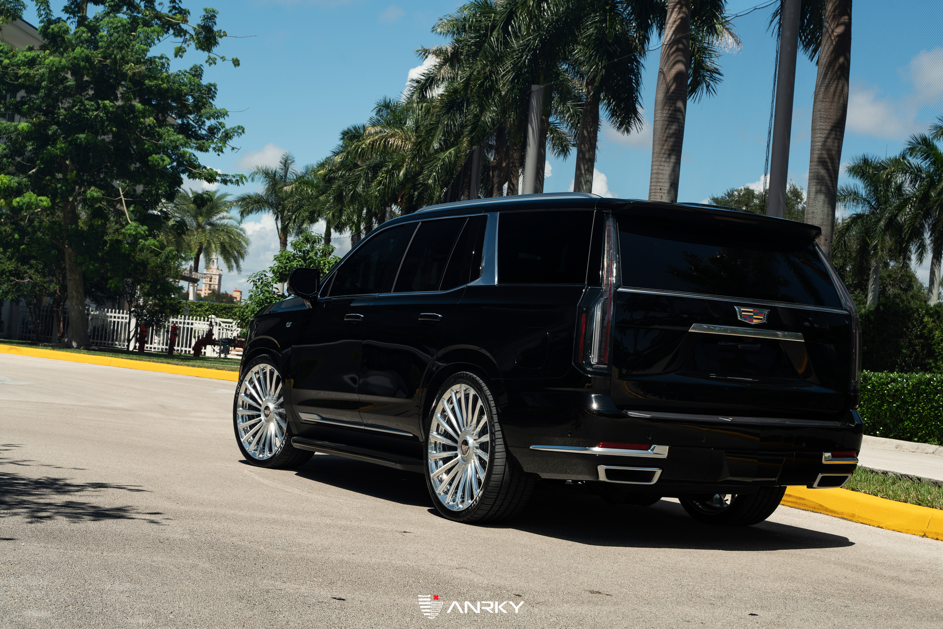 Cadillac Escalade RF|Series RF-182