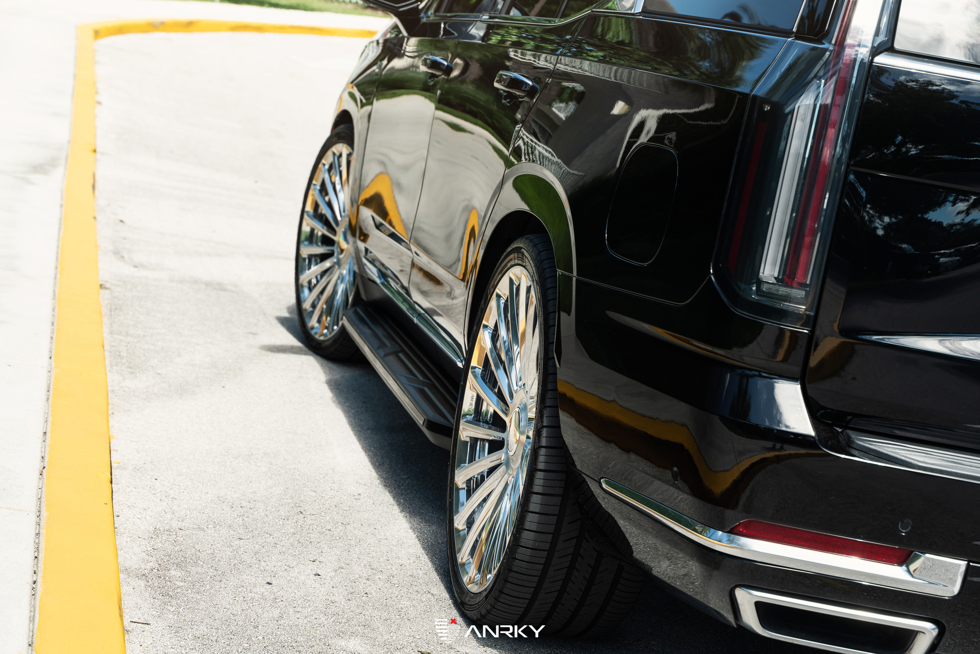 Cadillac Escalade RF|Series RF-182