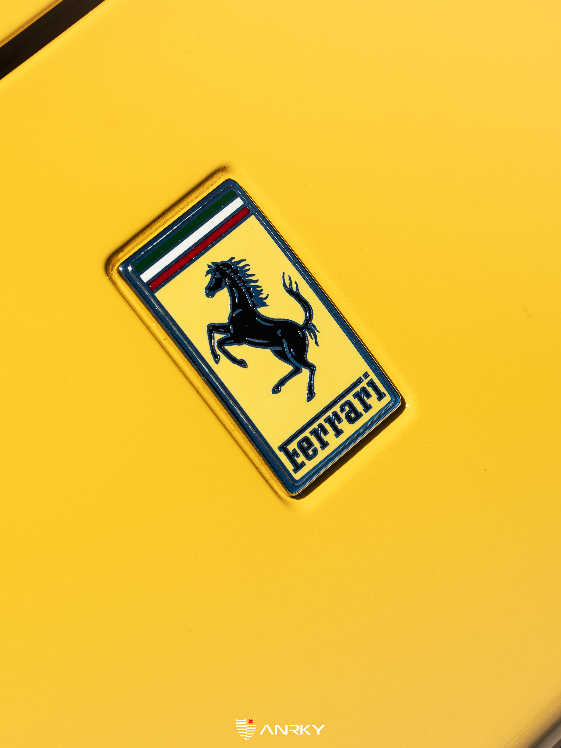 Ferrari F8 Tributo – RETROSeries RS7.1