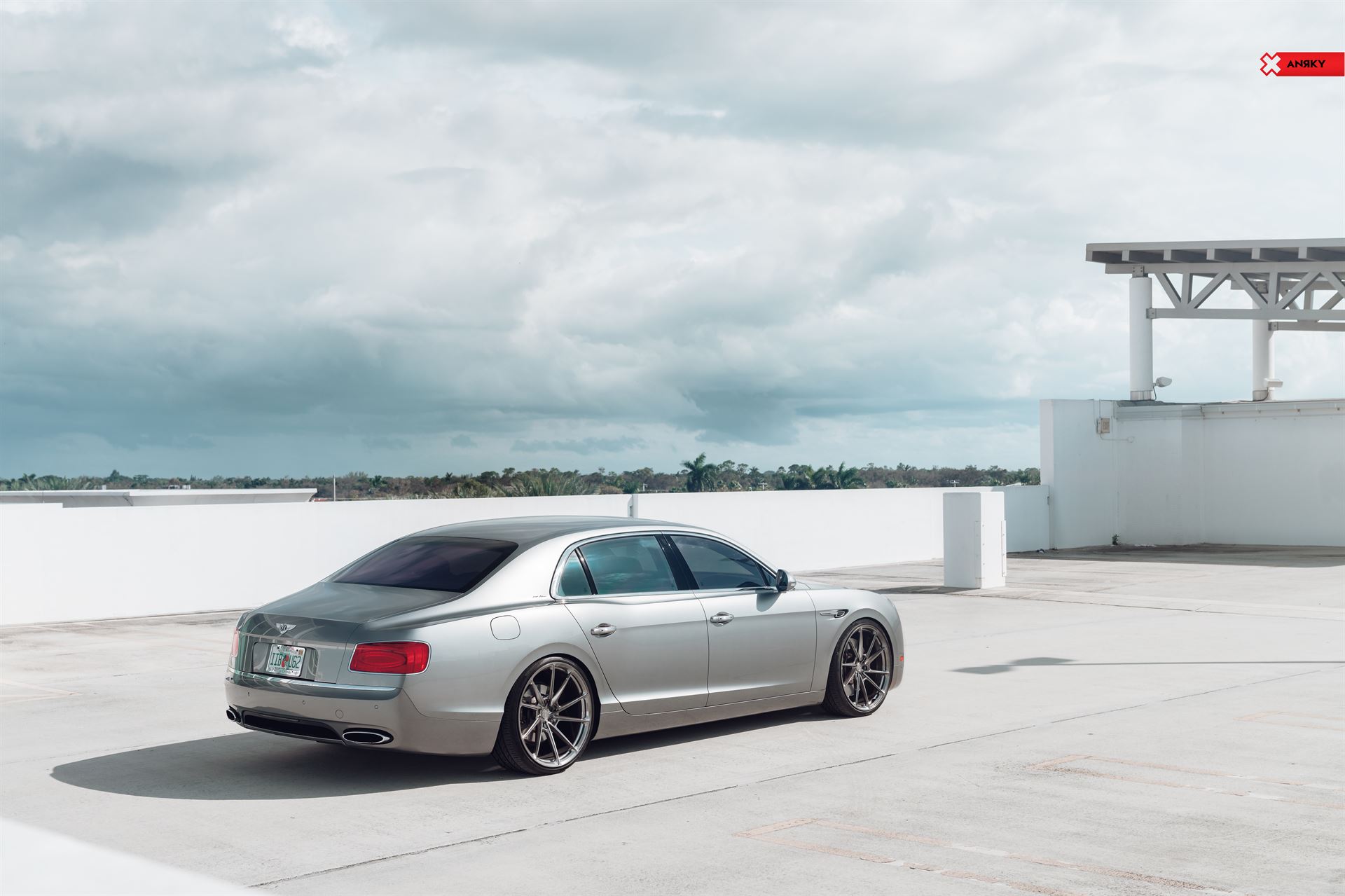 ANRKY AN13 | Bentley Flying Spur