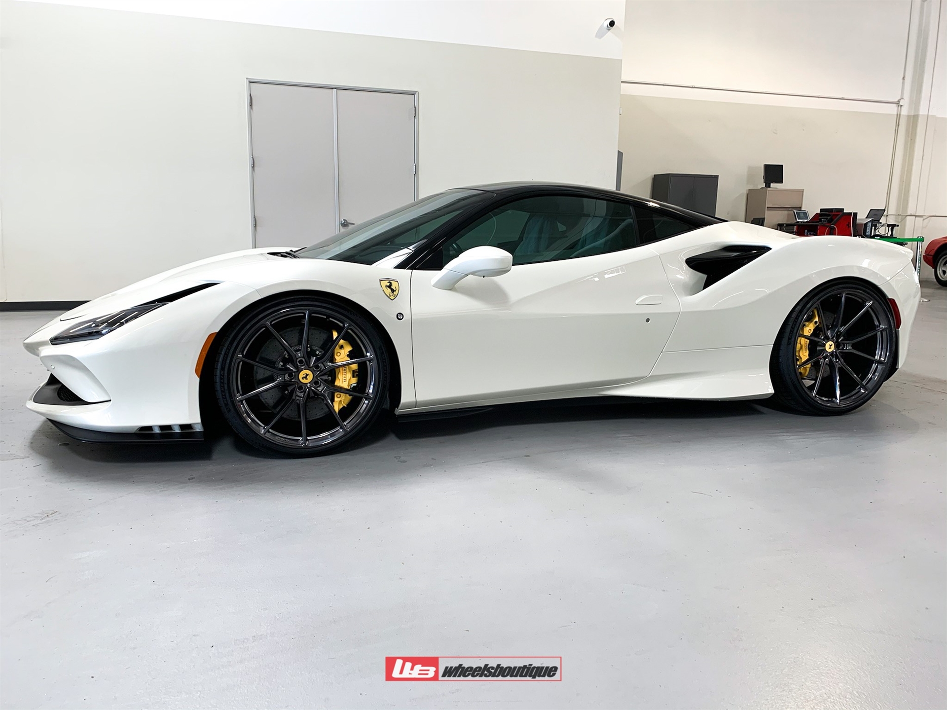 ANRKY AN12 | Ferrari F8 Tributo