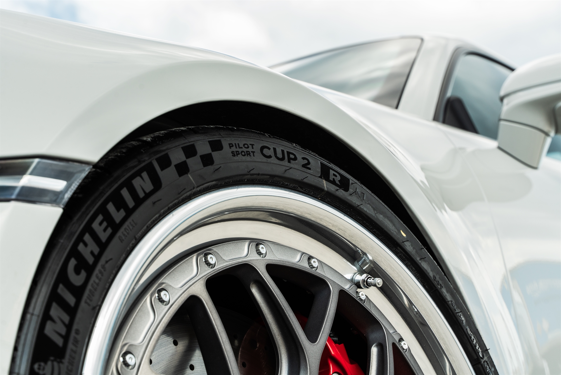 AL13 C007R | Porsche 992 GTS