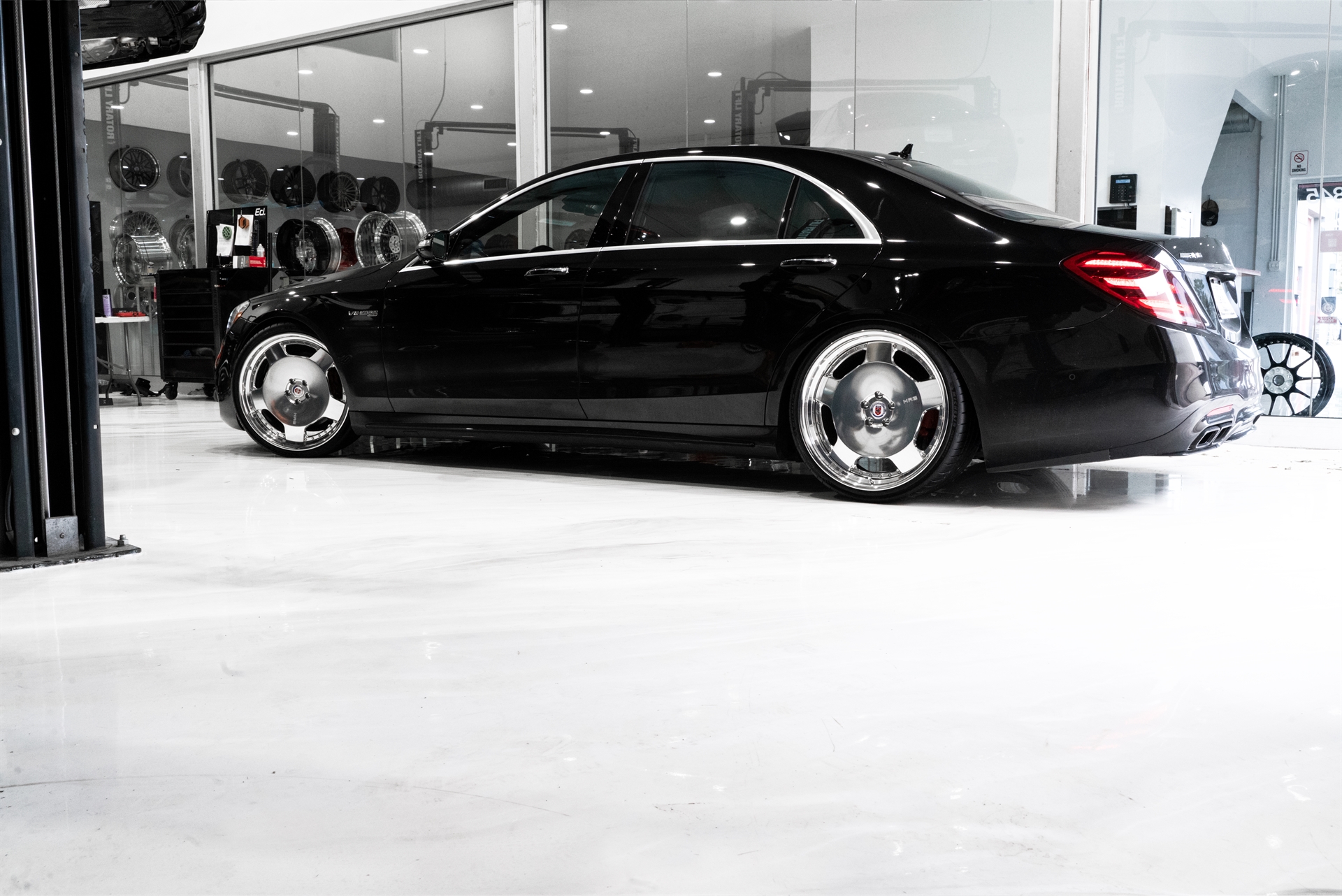 HRE 544 FMR | Mercedes-Benz W222 S63 AMG Sedan