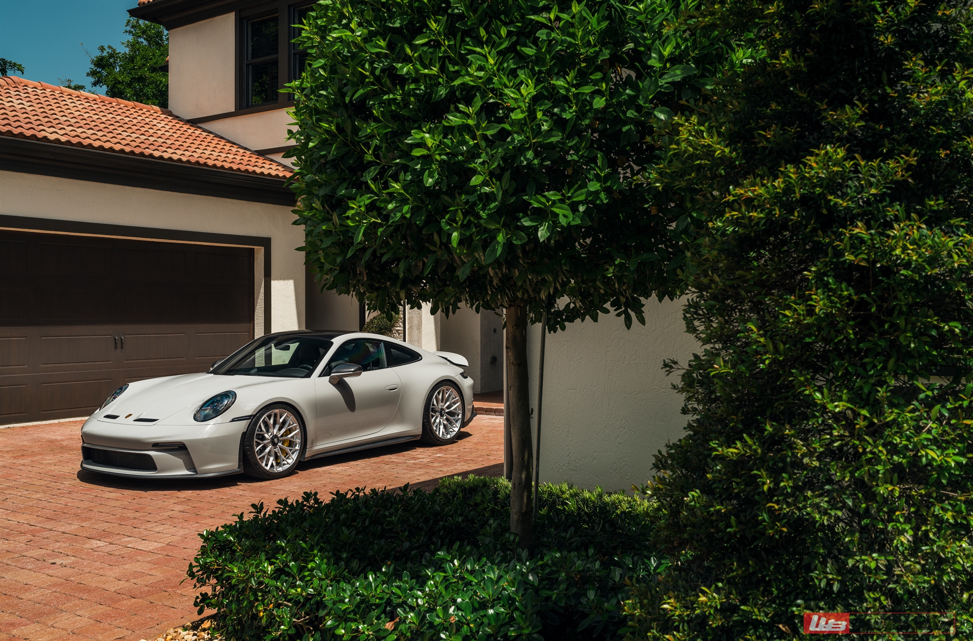 ANRKY AN10 | Porsche 992 GT3 Touring