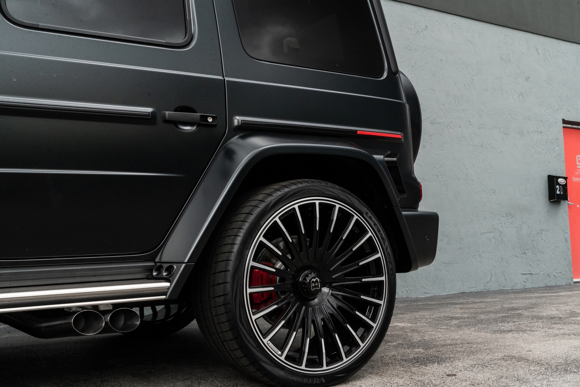 Brabus Monoblock ZV “Platinum Edition” | Mercedes-Benz W463A G63
