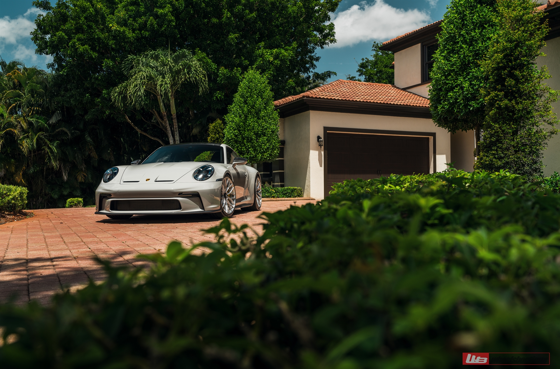 ANRKY AN10 | Porsche 992 GT3 Touring