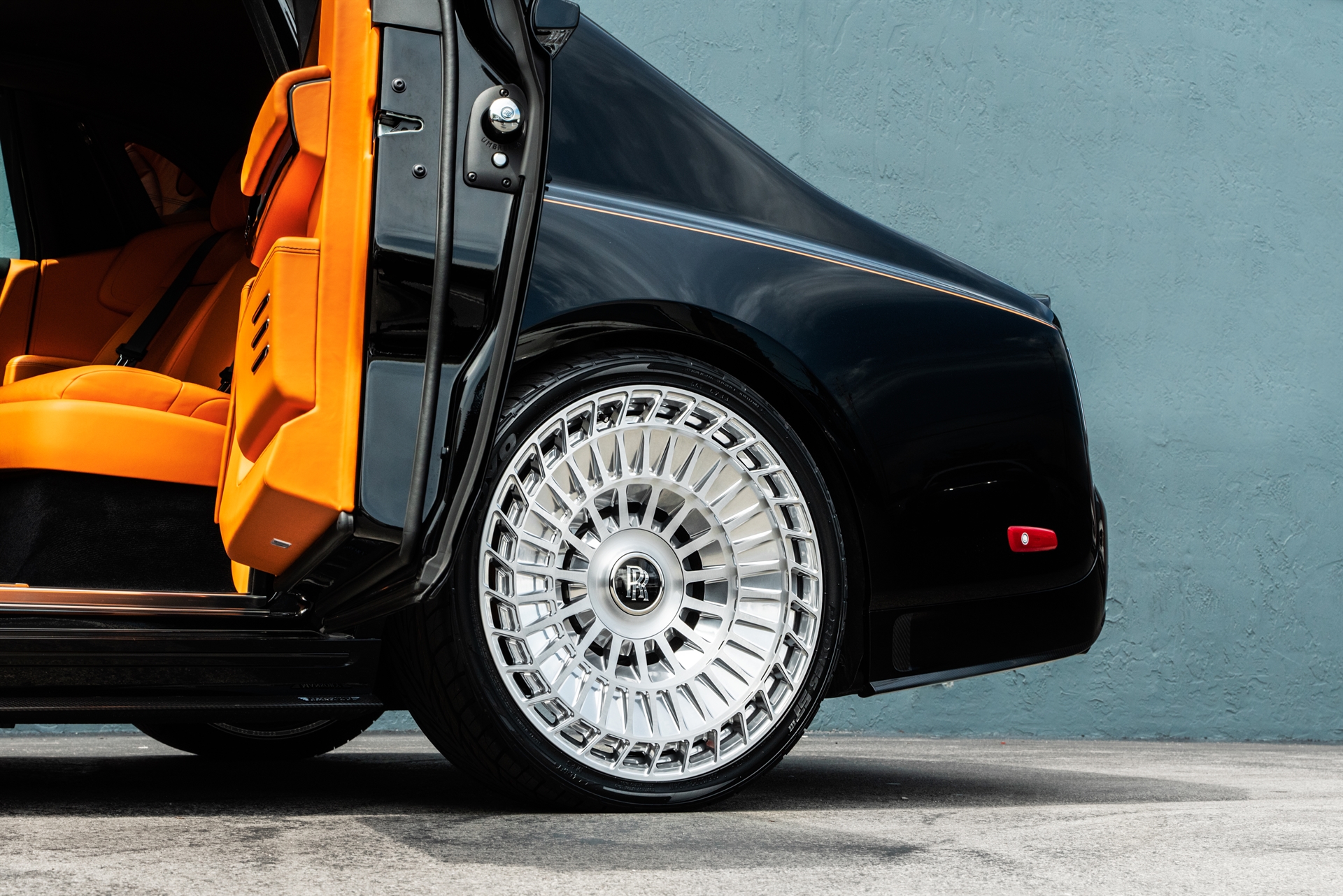 Rolls-Royce Phantom EWB with Mansory Widebody Kit