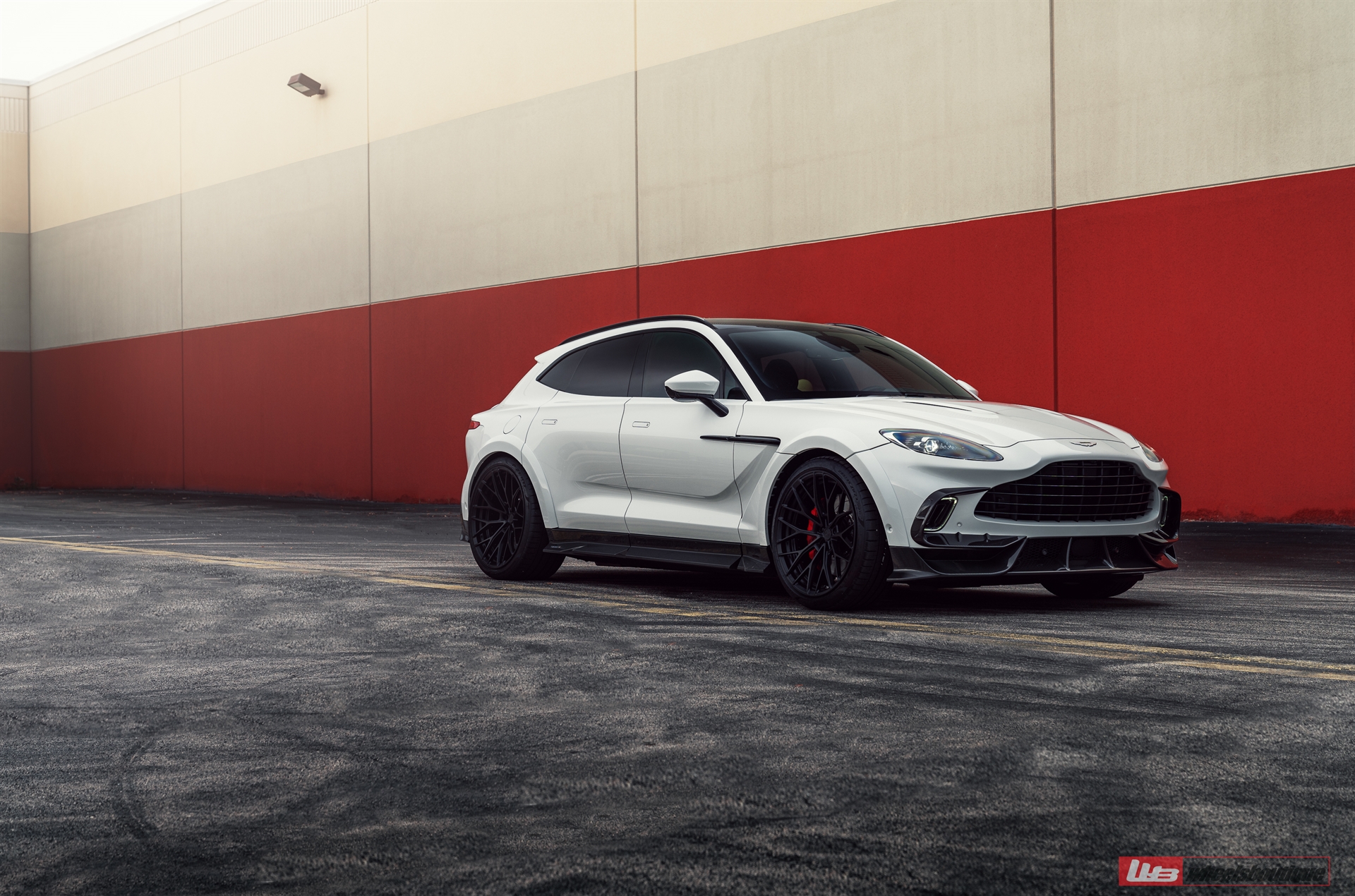 ANRKY AN20 | Aston Martin DBX