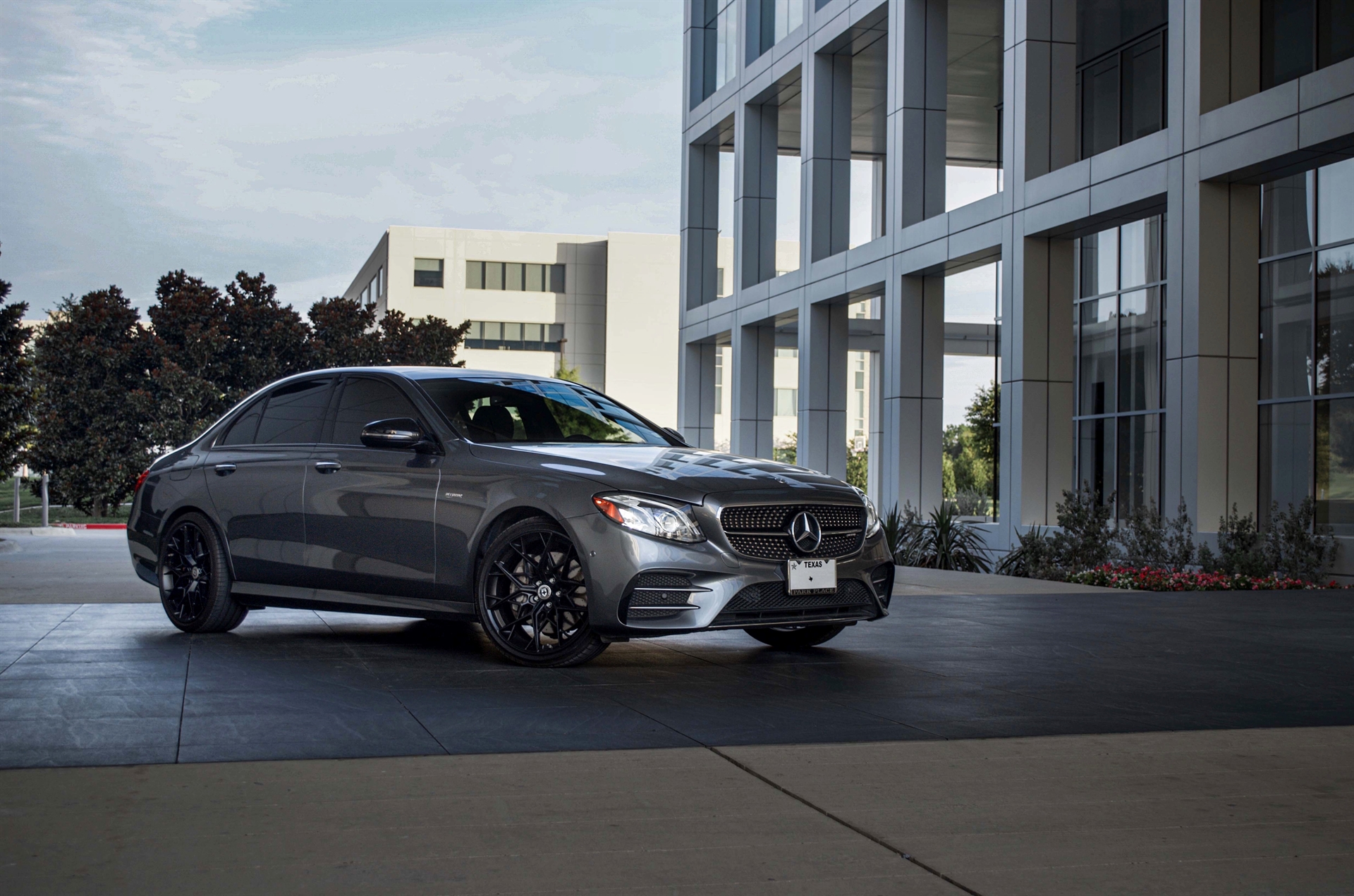 HRE FF10 | Mercedes-Benz W213 E43 AMG Sedan