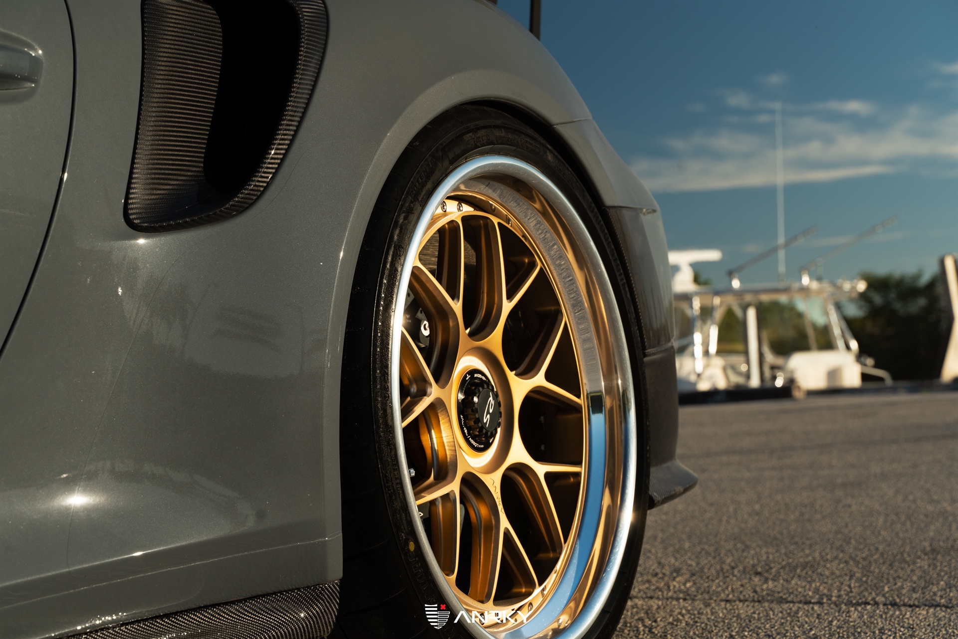 Porsche 991.2 GT2 RS | Grigio Telesto | on ANRKY JDX-314 | Polished Clear