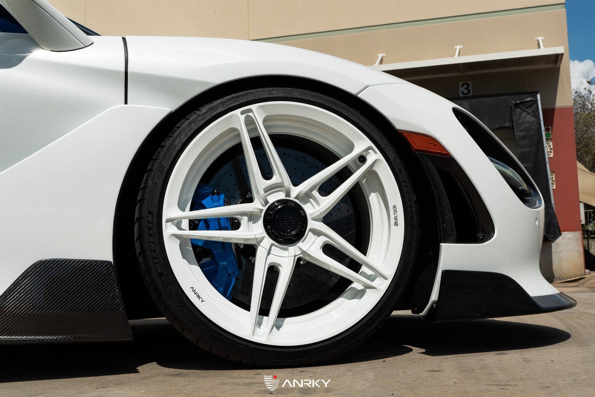 McLaren 720S Spider – AN27 SeriesTWO