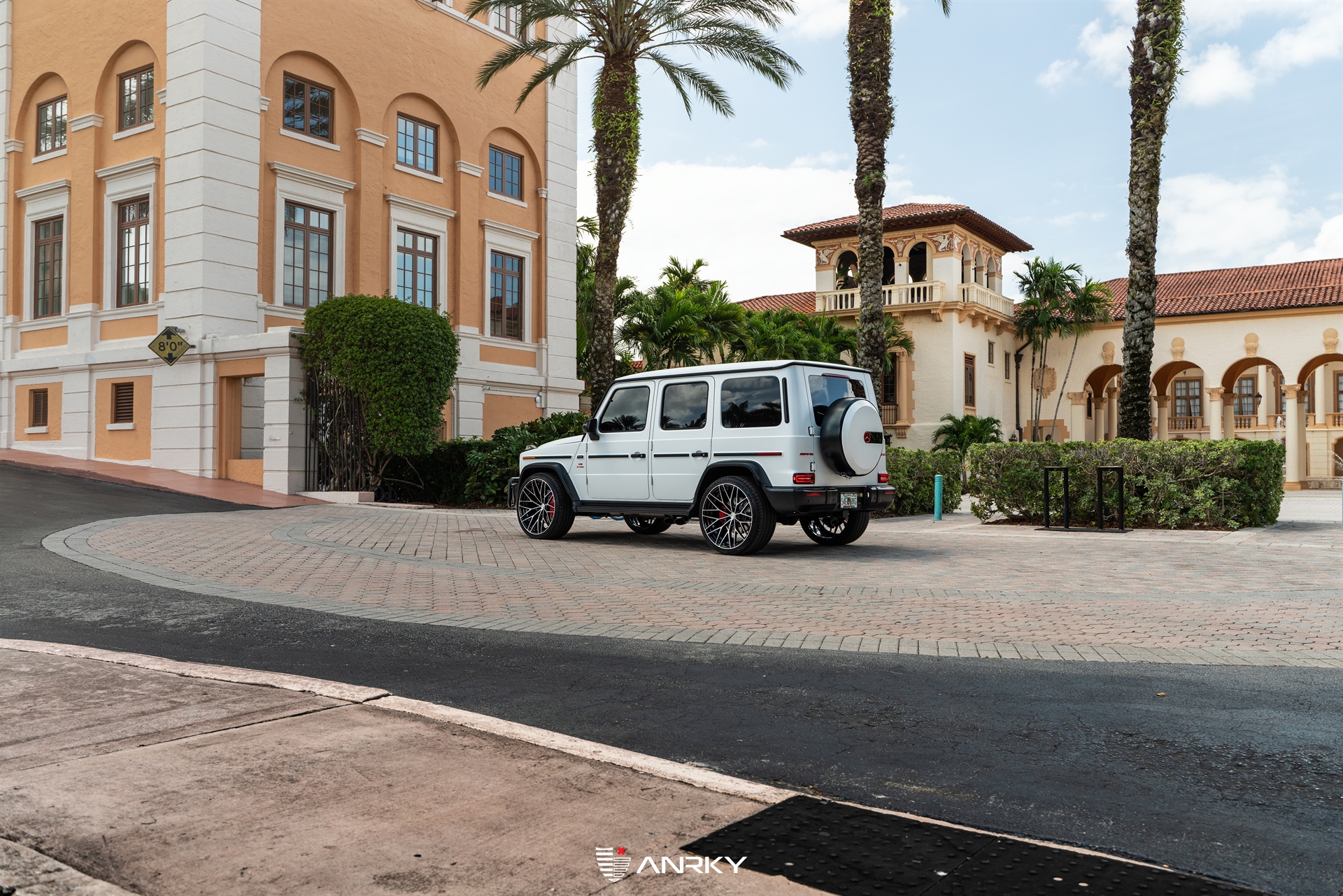 Mercedes Benz AMG G63 | Polar White | on ANRKY AN20 | Two Tone: Brushed Face + Gloss Black Window