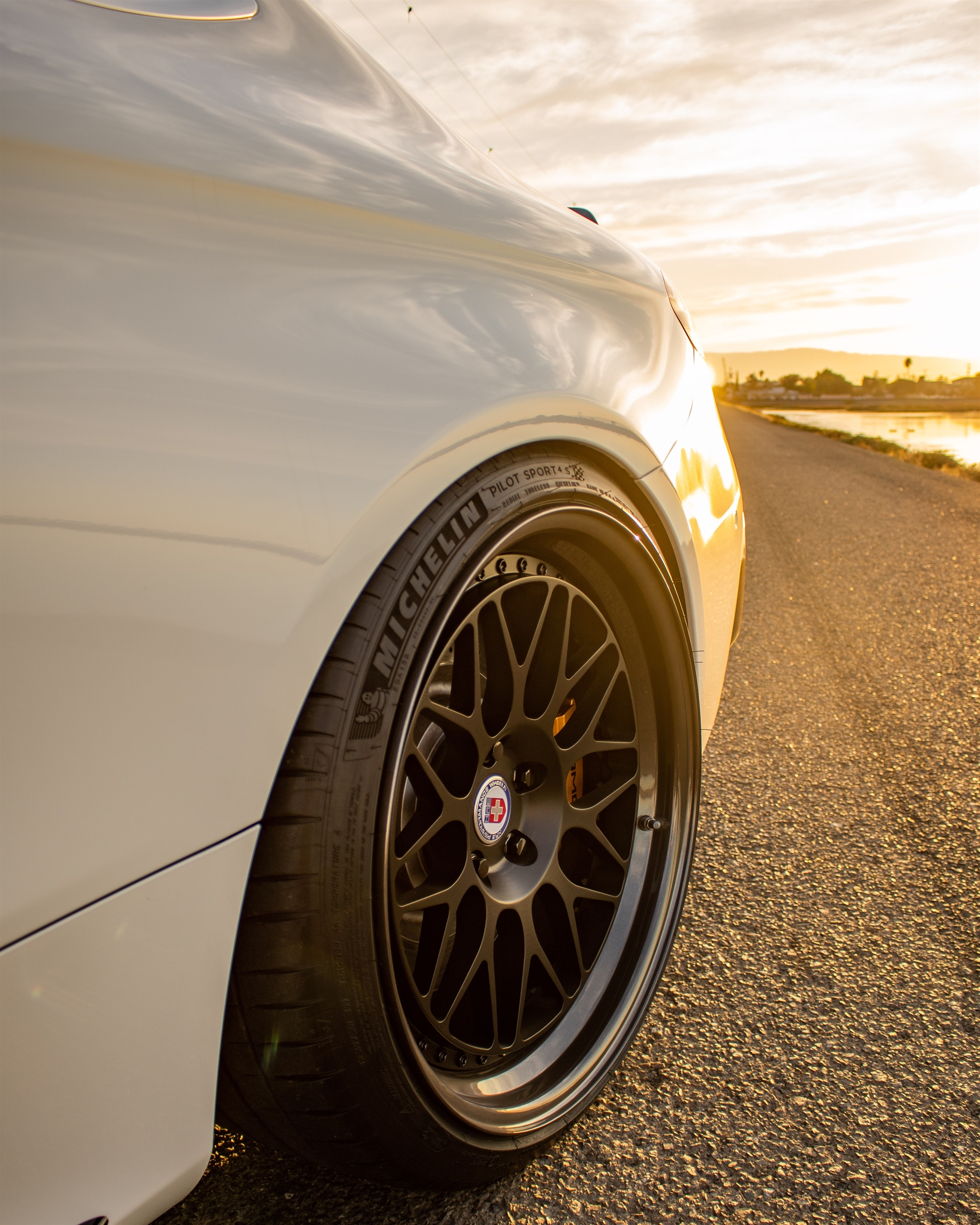 MERCEDES-BENZ W205 C63S COUPE ON HRE CLASSIC 300