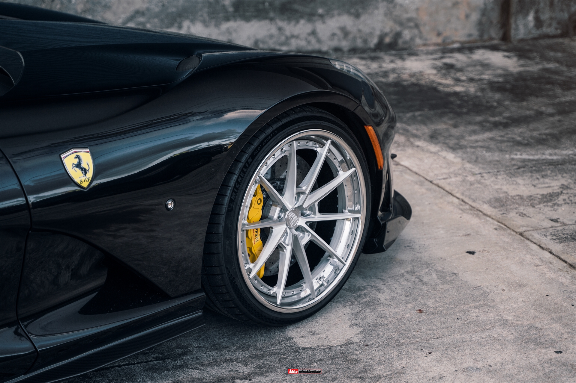 ANRKY AN28 | Ferrari 812 Superfast 2