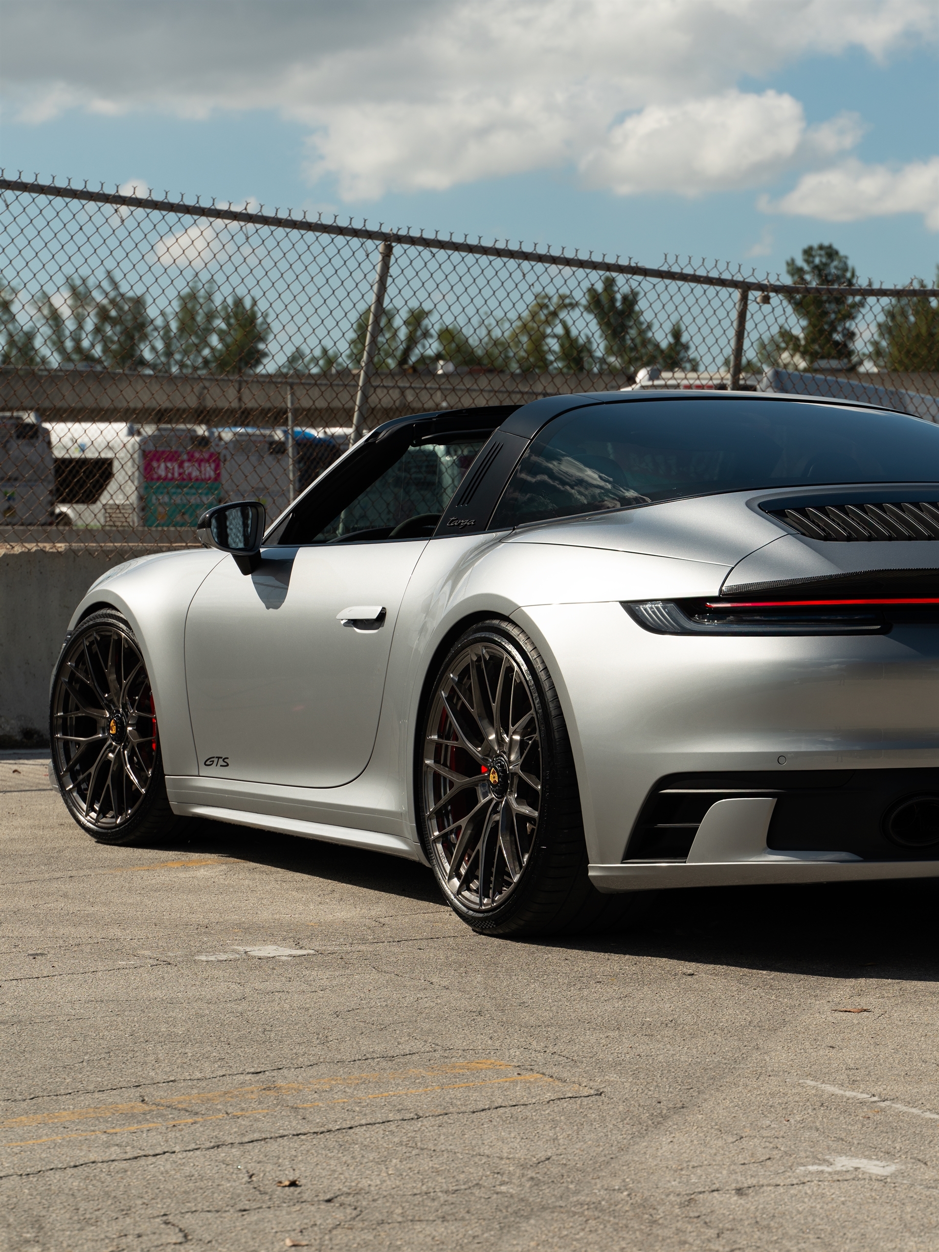 Porsche 992 Targa on ANRKY AN10 Wheels
