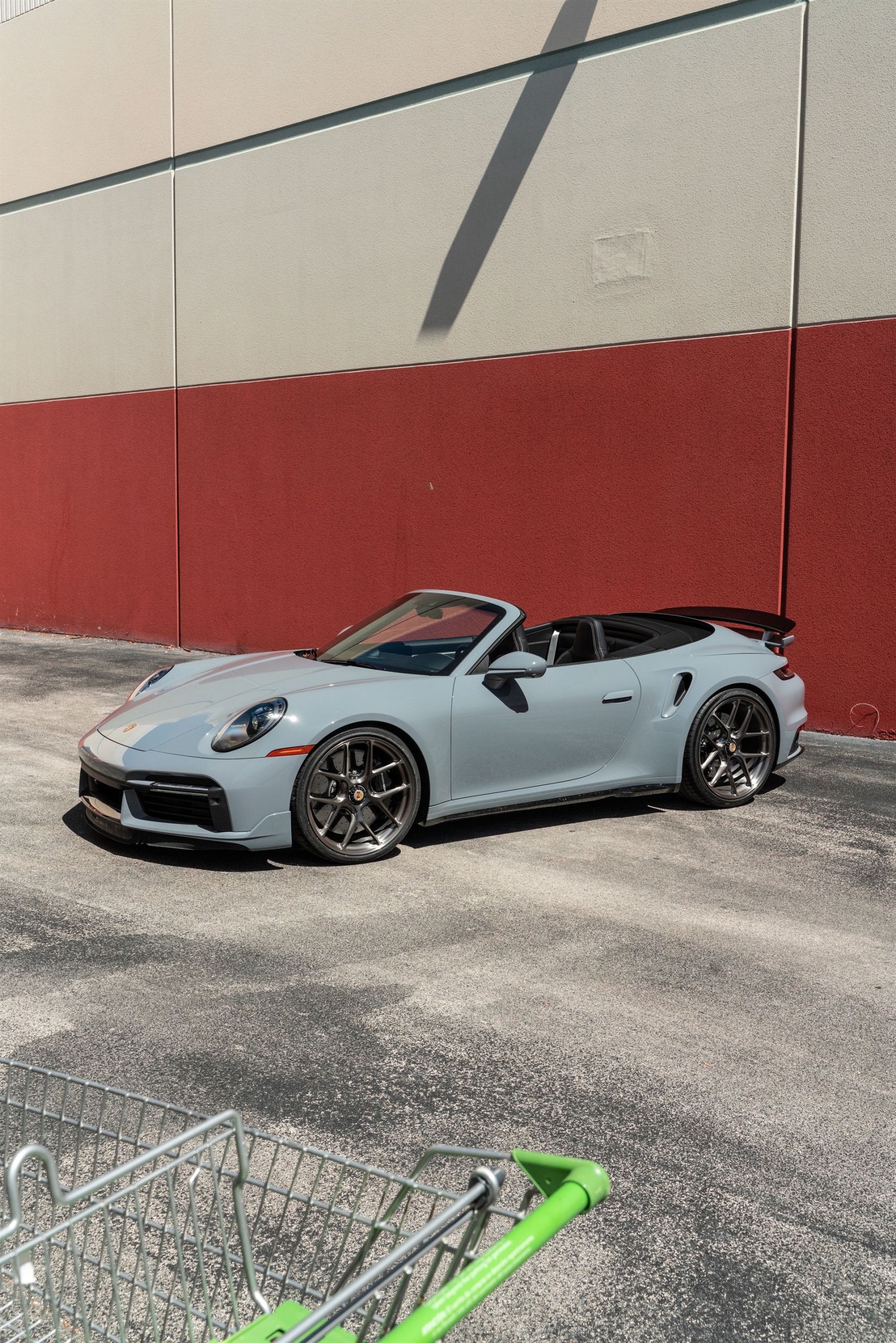 Porsche 992 Turbo S | Slate Grey | on R101 LW | Brushed Dark Clear