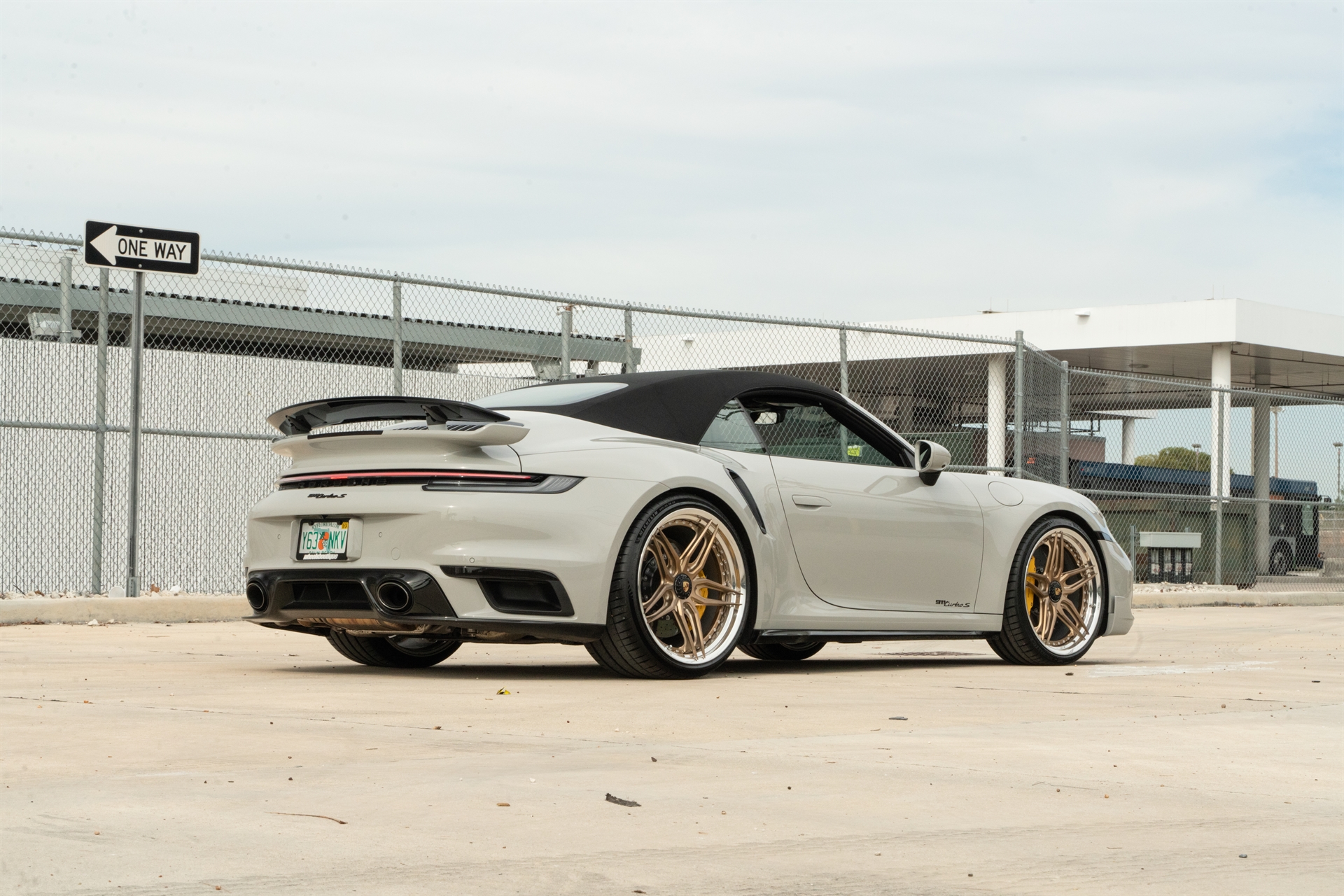 Porsche 992 Turbo / HRE S107SC