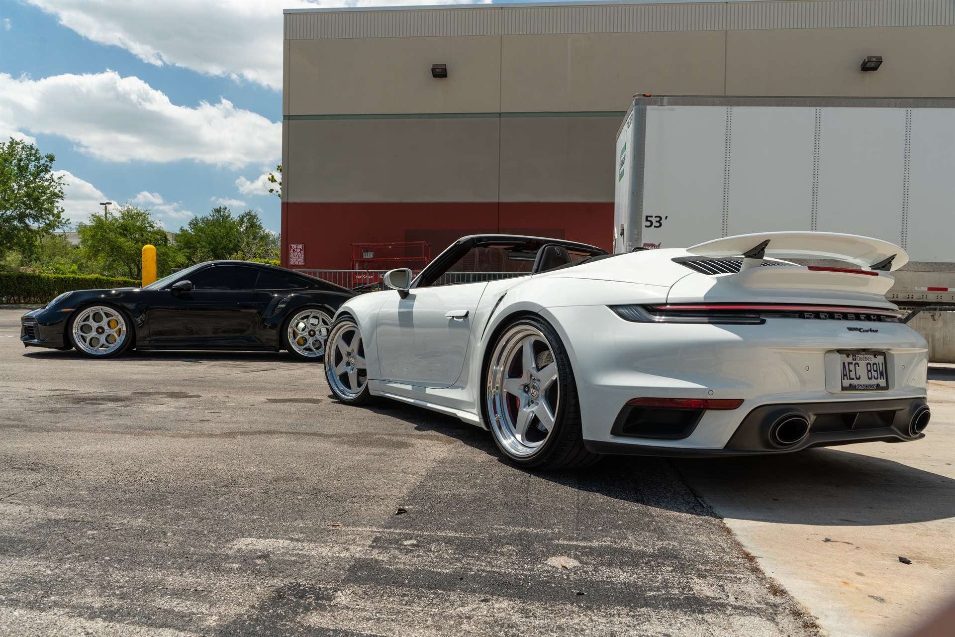 Porsche 992 Turbo S on HRE 527 FMR