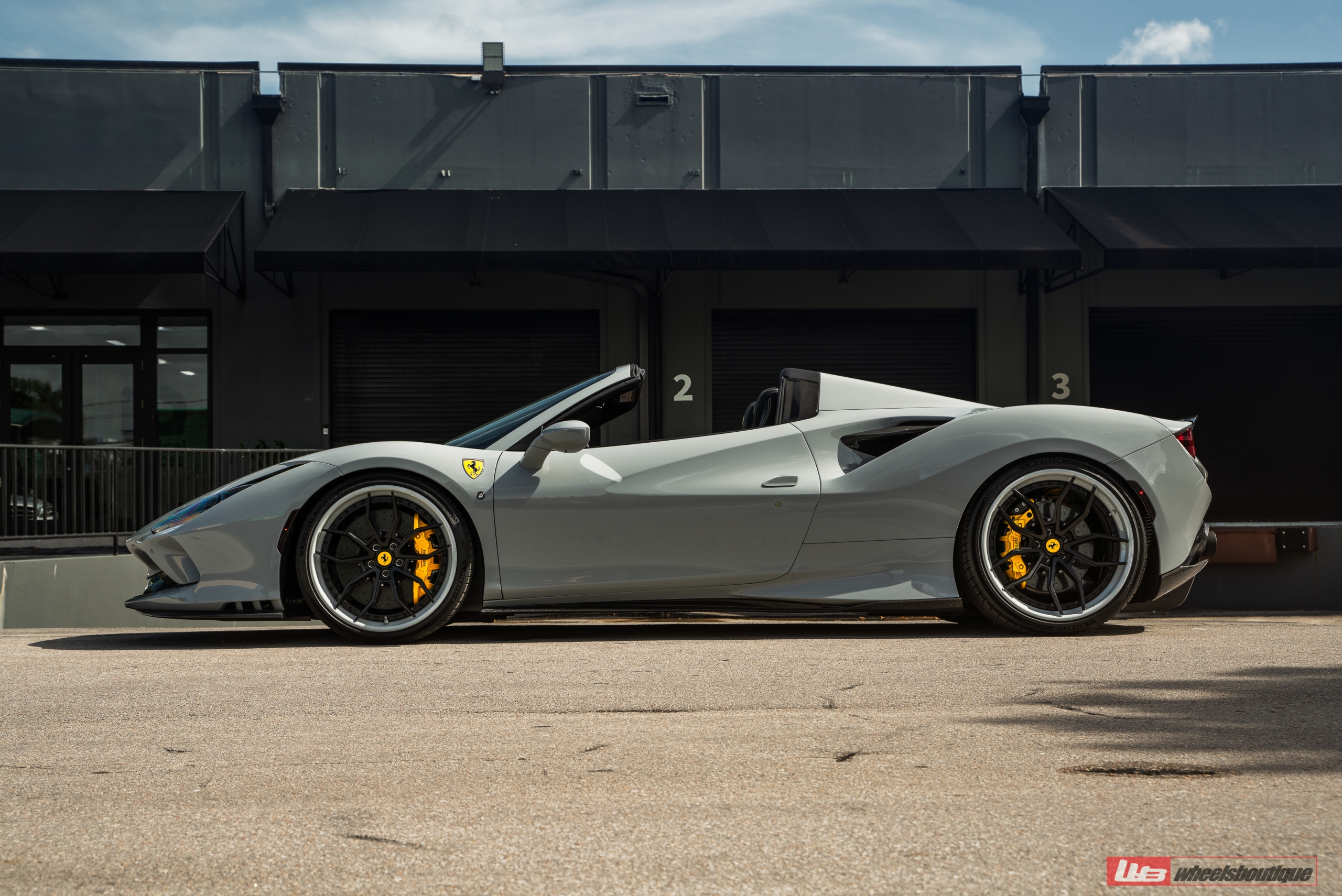 Ferrari F8 Tributo Spider – AN31 SeriesTHREE