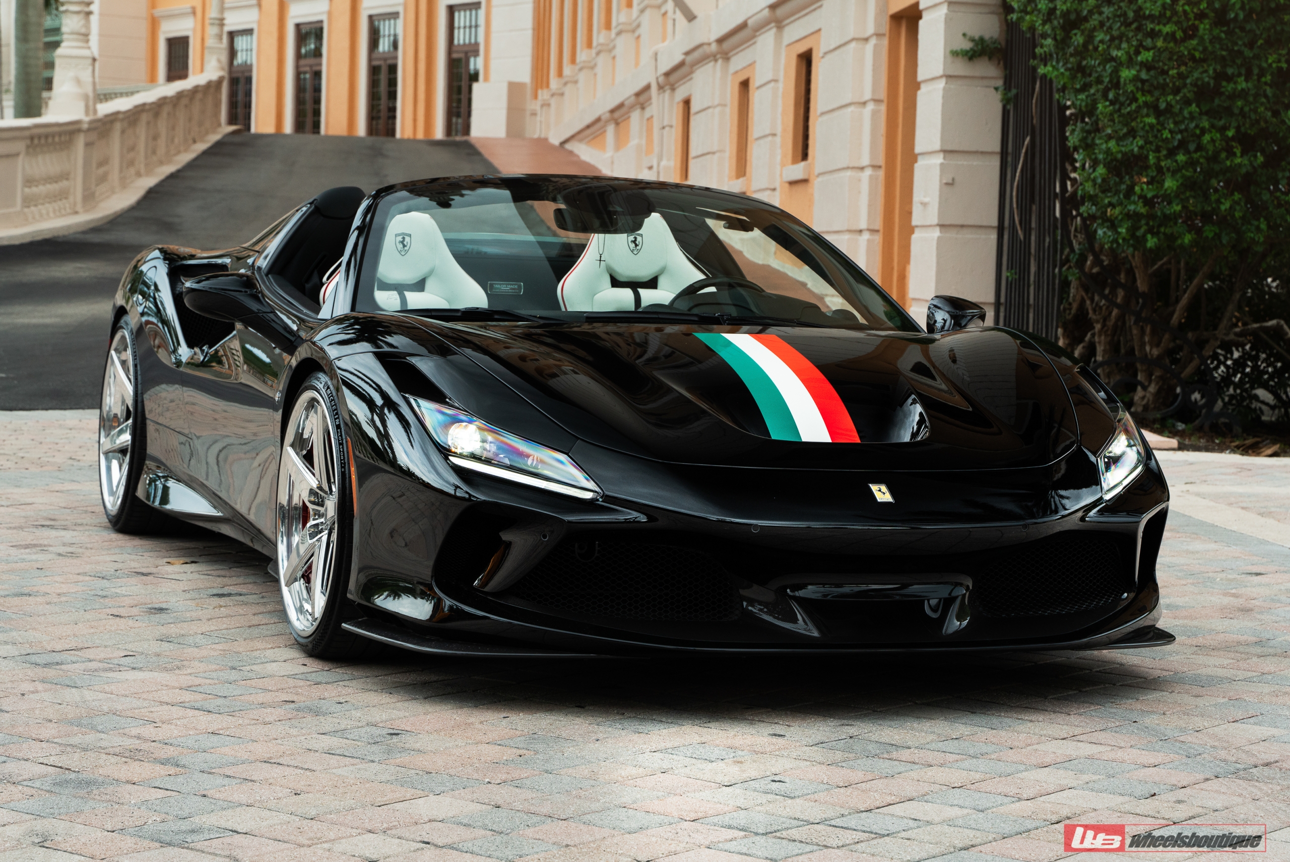 Ferrari F8 Tributo Spider – RETROSeries RS5.3