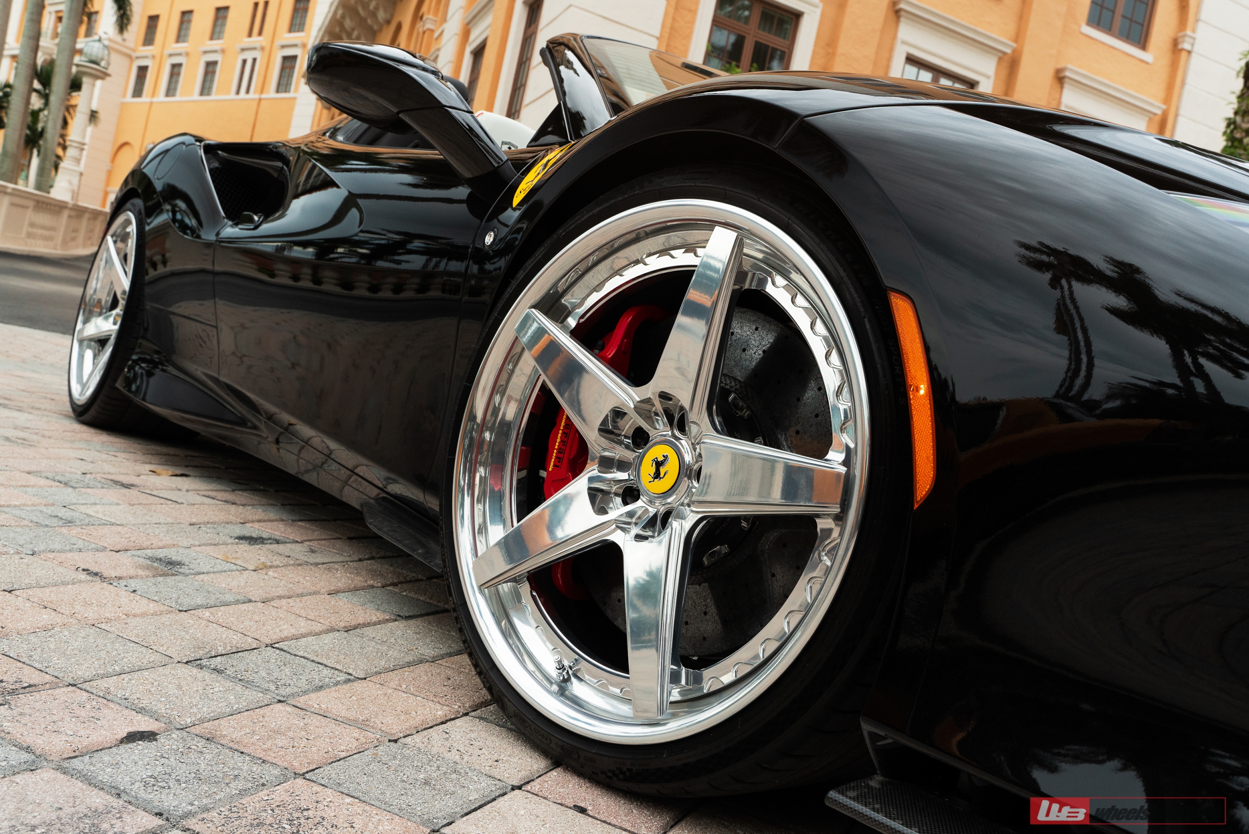 Ferrari F8 Tributo Spider – RETROSeries RS5.3