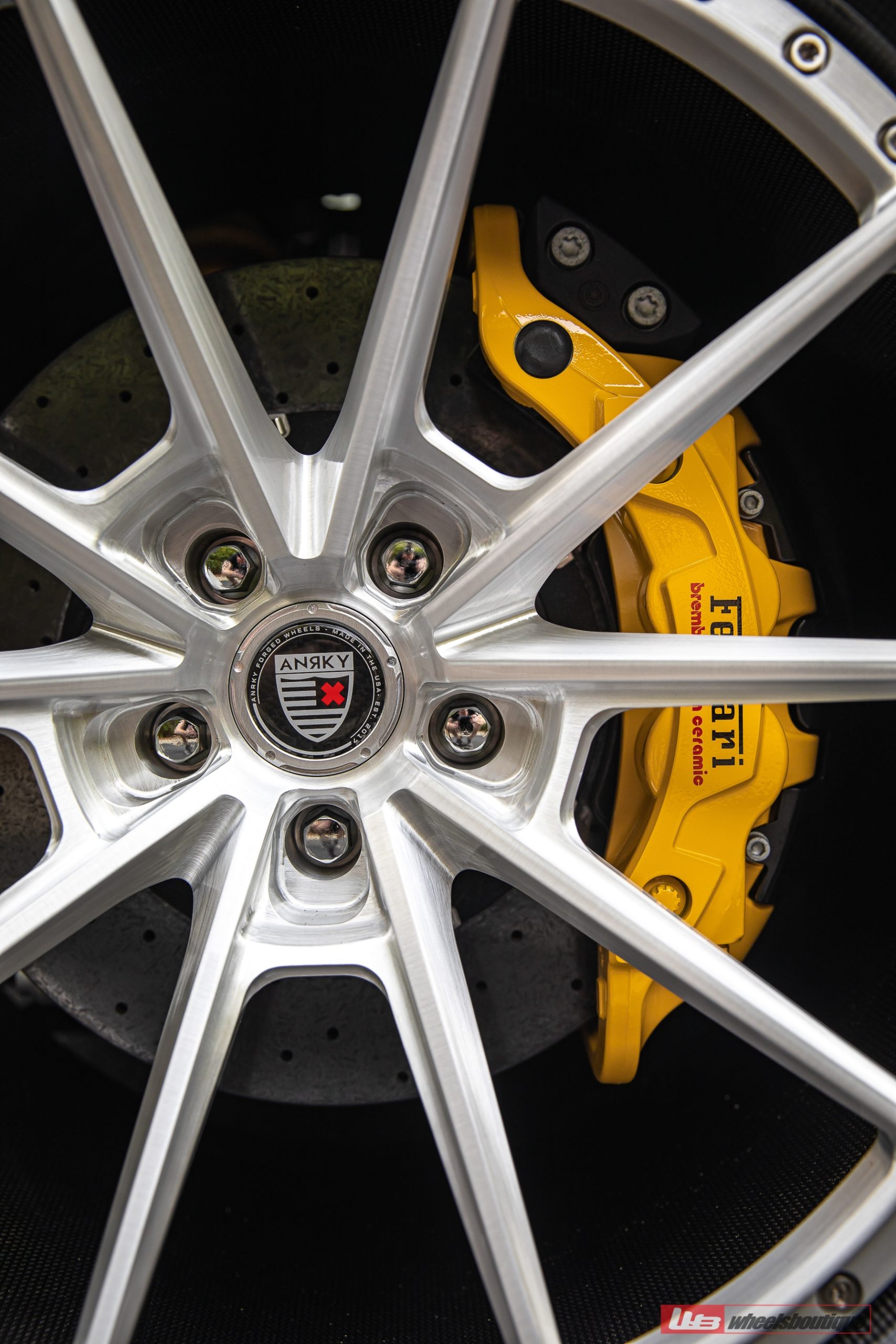 ANRKY C38 | Ferrari SF90 Stradale 3