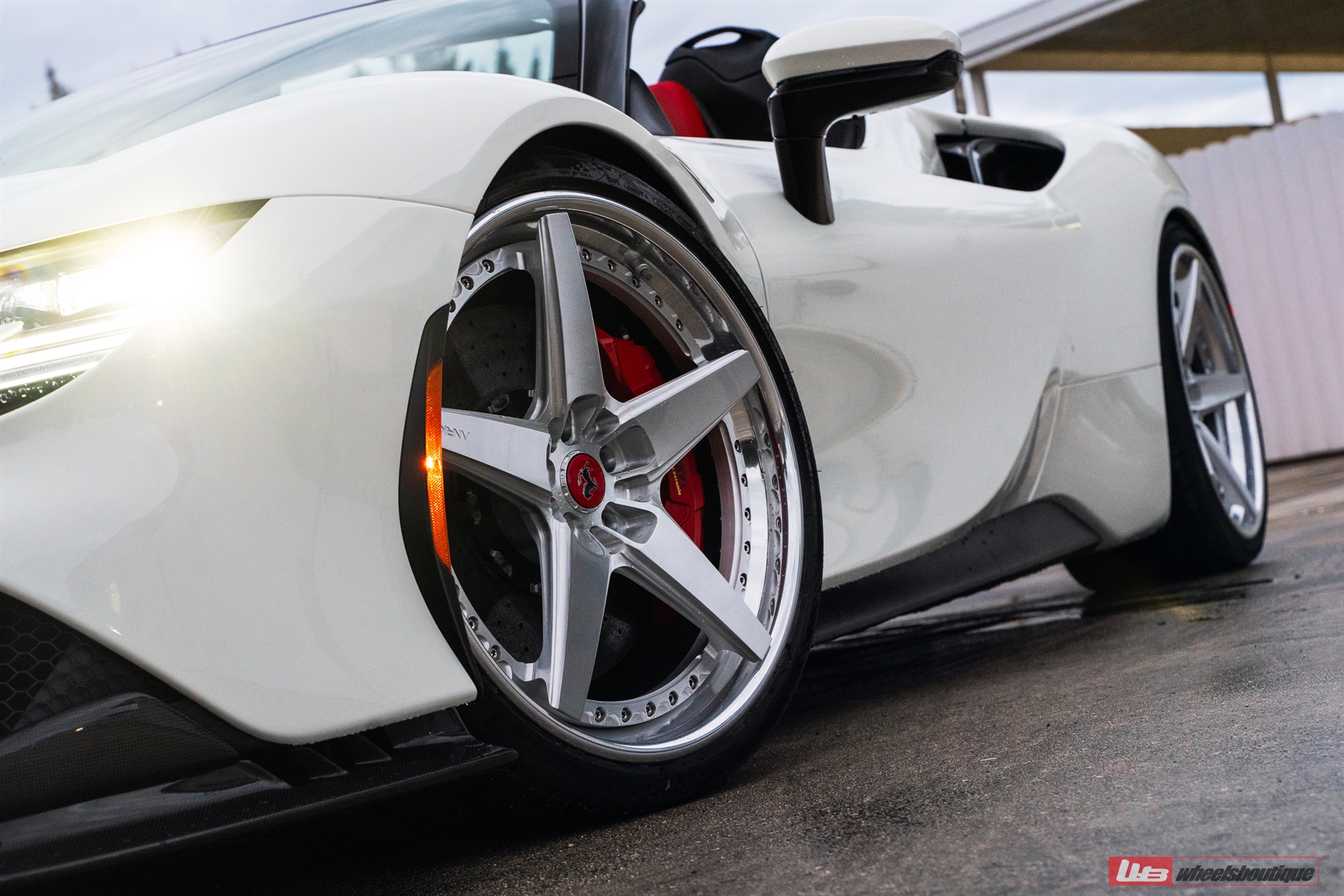 Ferrari SF90 Spider | Bianco Avus | on ANRKY RS5.3 | Brushed Clear