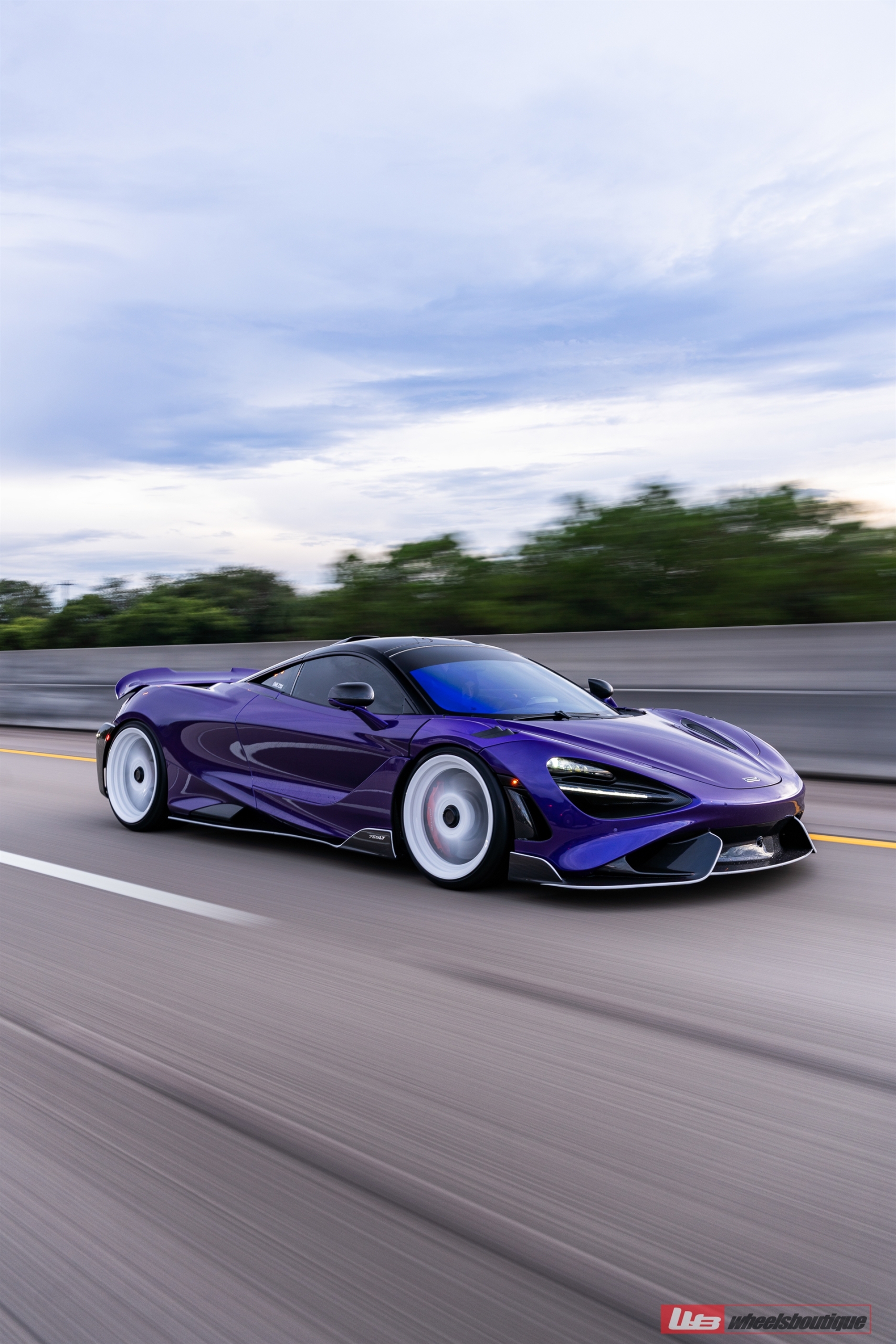 McLaren 765LT – AN27 SeriesTWO