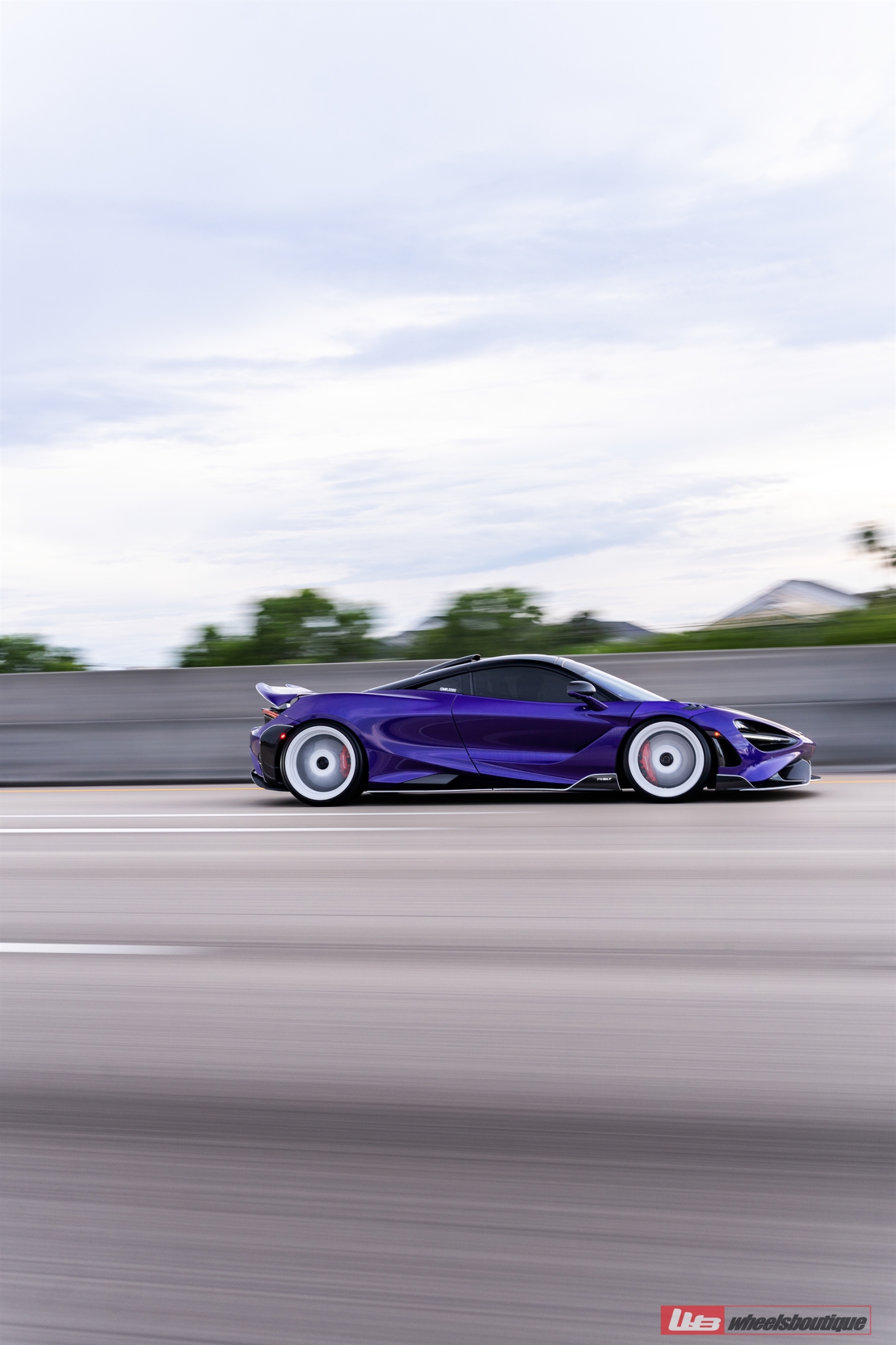 McLaren 765LT – AN27 SeriesTWO