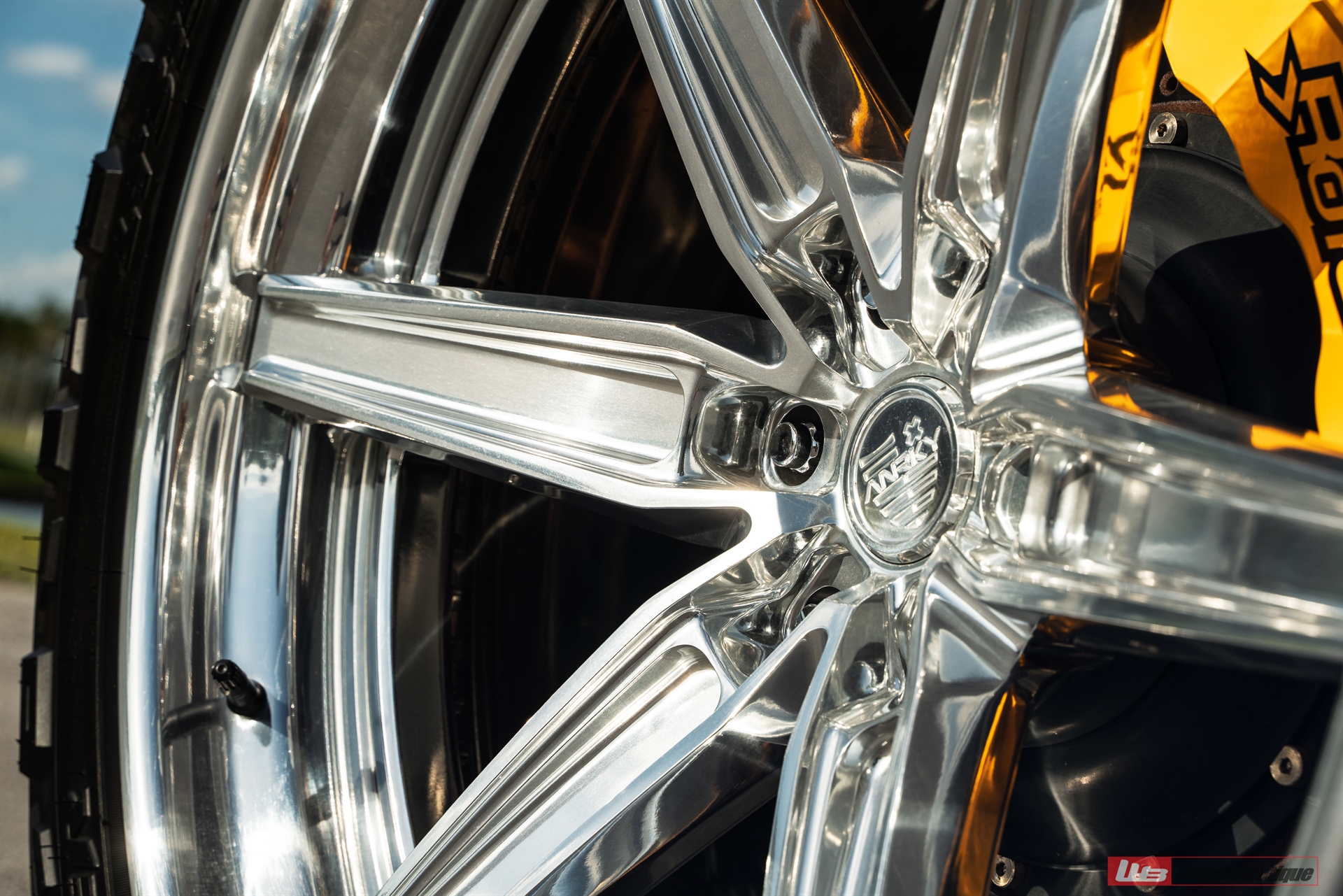 Twin Turbo Ram TRX + 24″ AN36-S SeriesTHREE