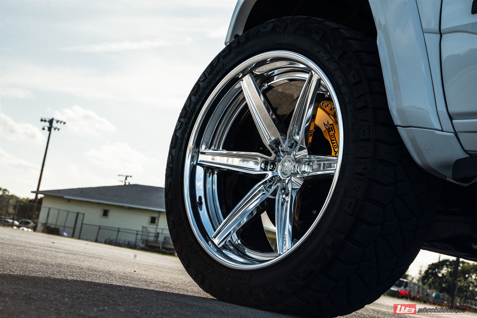 Twin Turbo Ram TRX + 24″ AN36-S SeriesTHREE