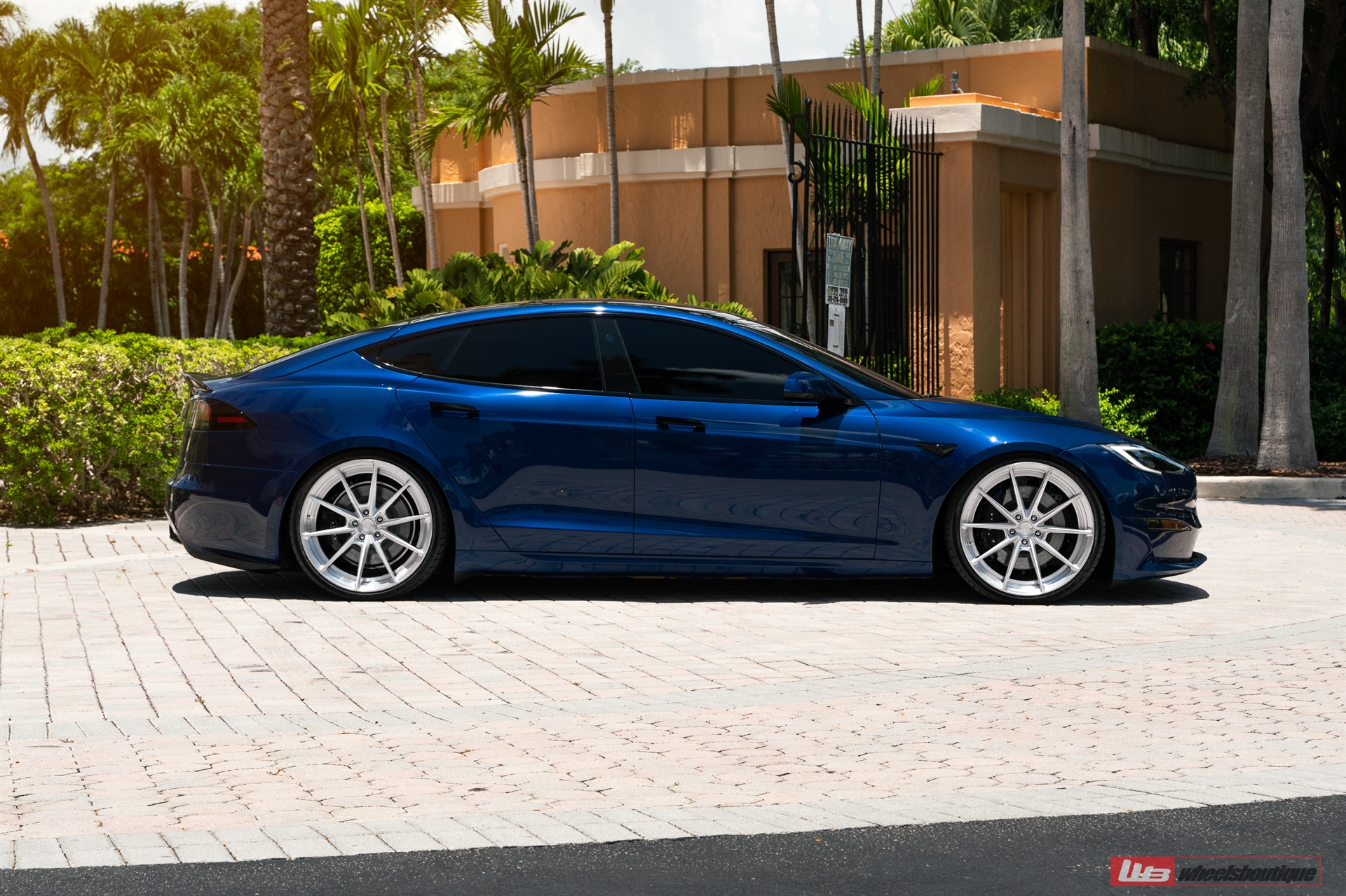 ANRKY AN28 | Tesla Model S Plaid 2