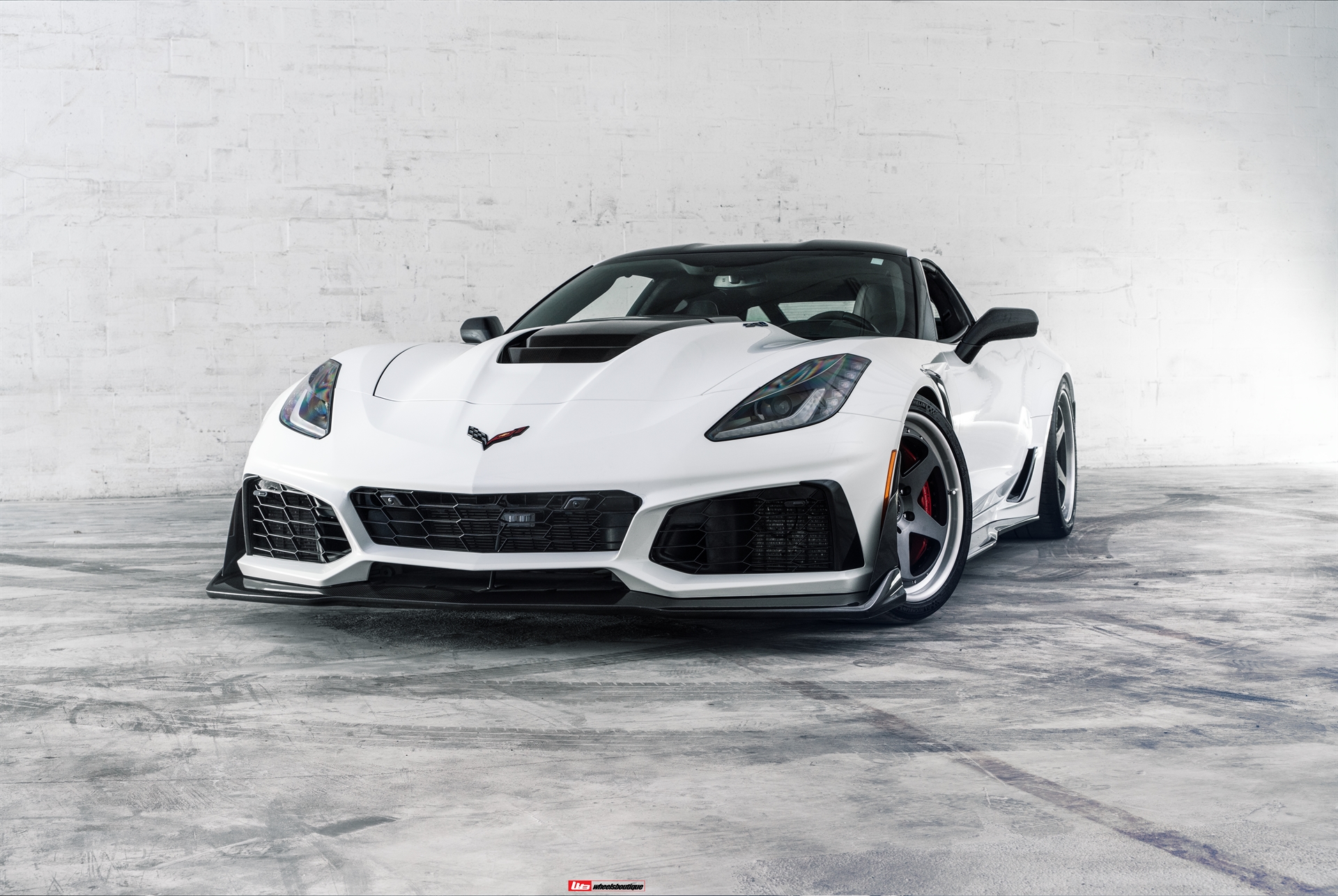 AL13 C005R | Chevrolet C7 Corvette ZR1