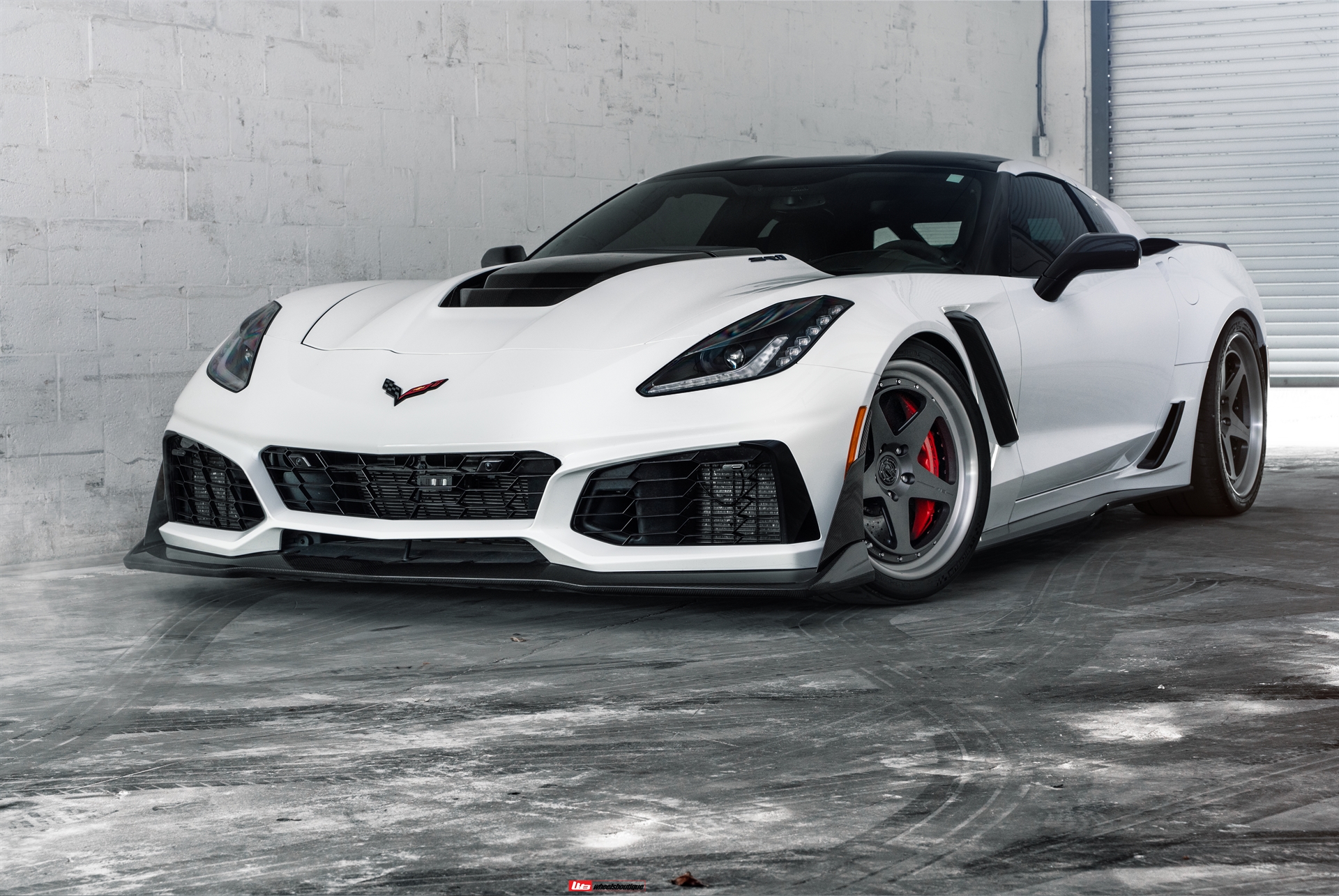 AL13 C005R | Chevrolet C7 Corvette ZR1