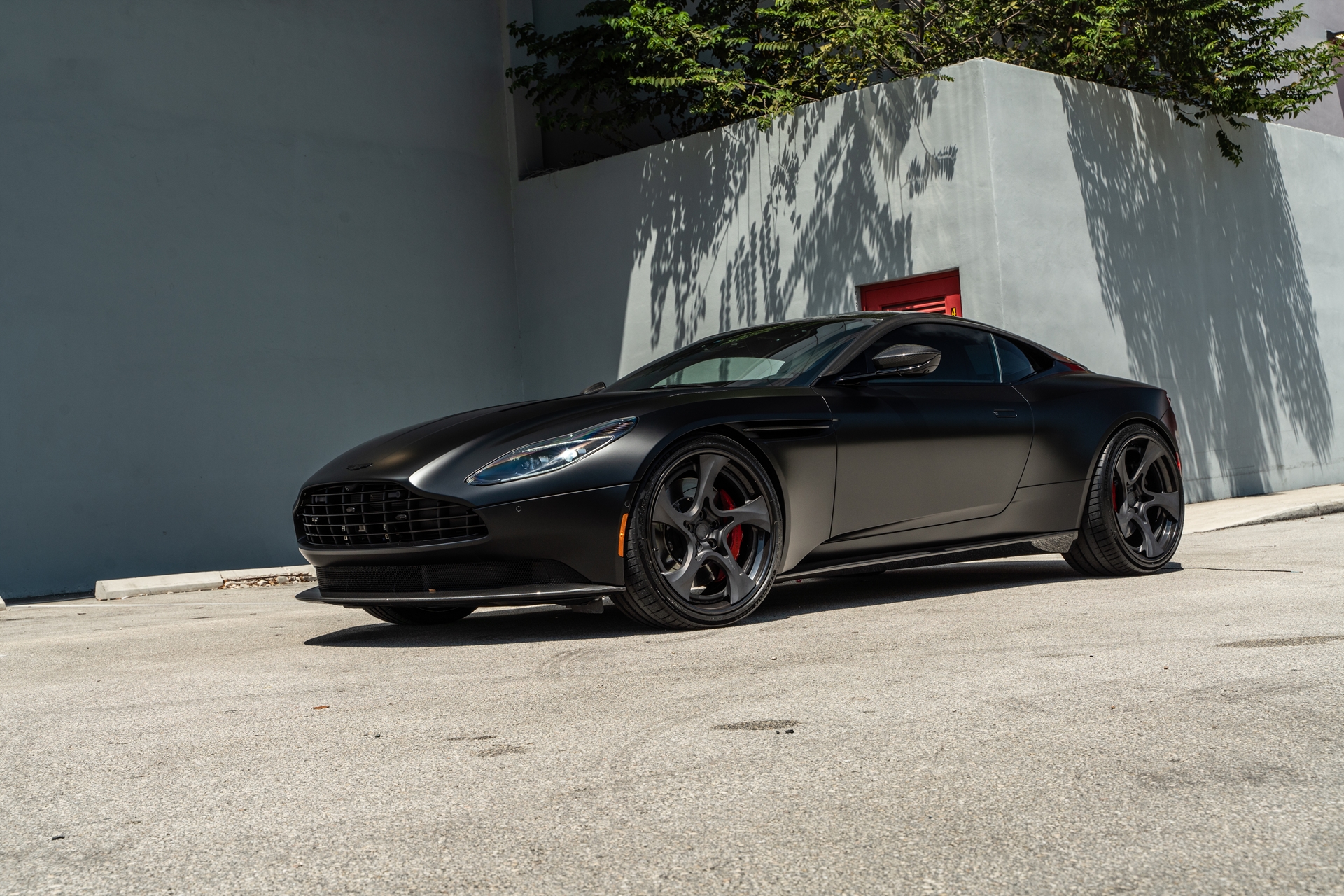 Aston Martin | Satin Jet Black | on ANRKY XR-305 | Satin Mirror Polished Smoke