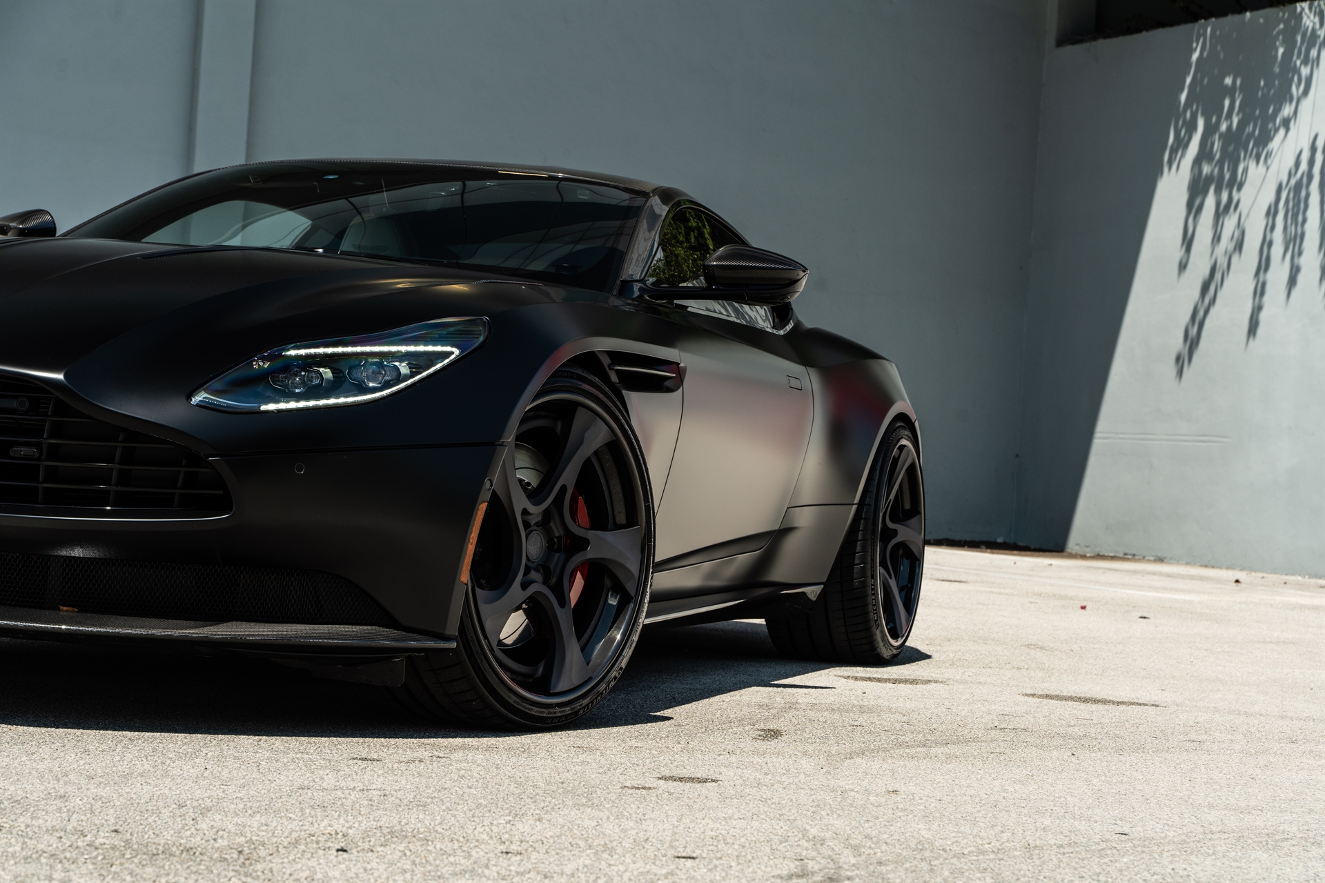 Aston Martin | Satin Jet Black | on ANRKY XR-305 | Satin Mirror Polished Smoke