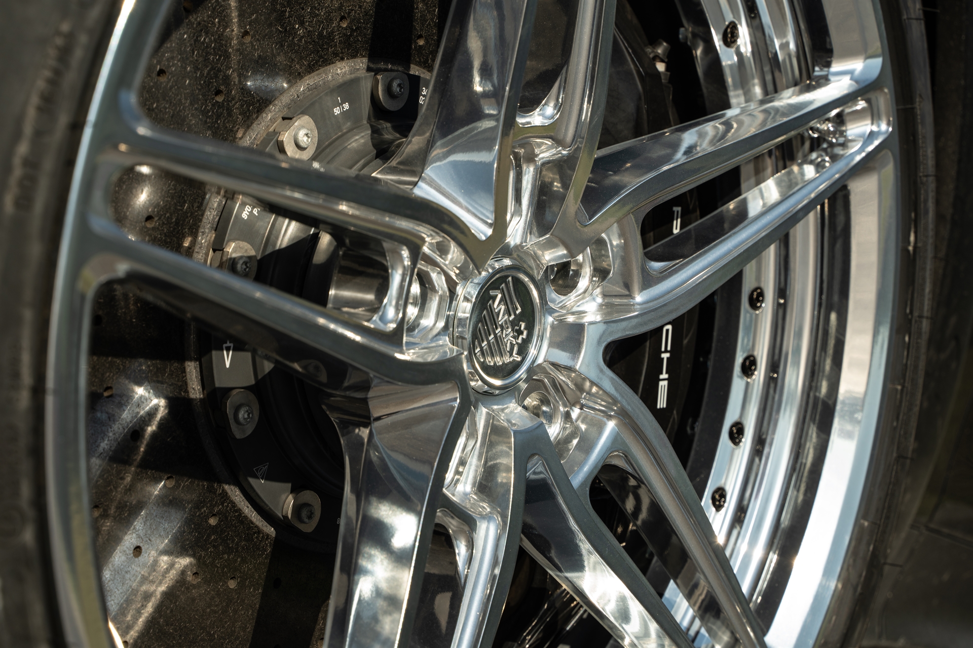 Porsche Cayenne Turbo GT | Black | on ANRKY XR-305 | Polished Clear