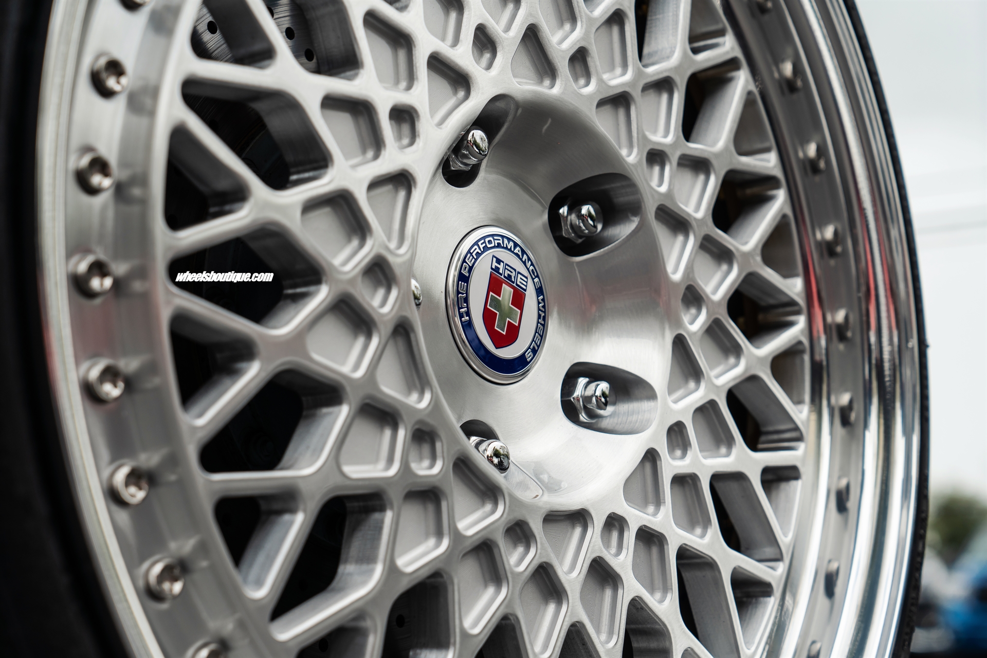 PORSCHE 993 C4S ON HRE 501